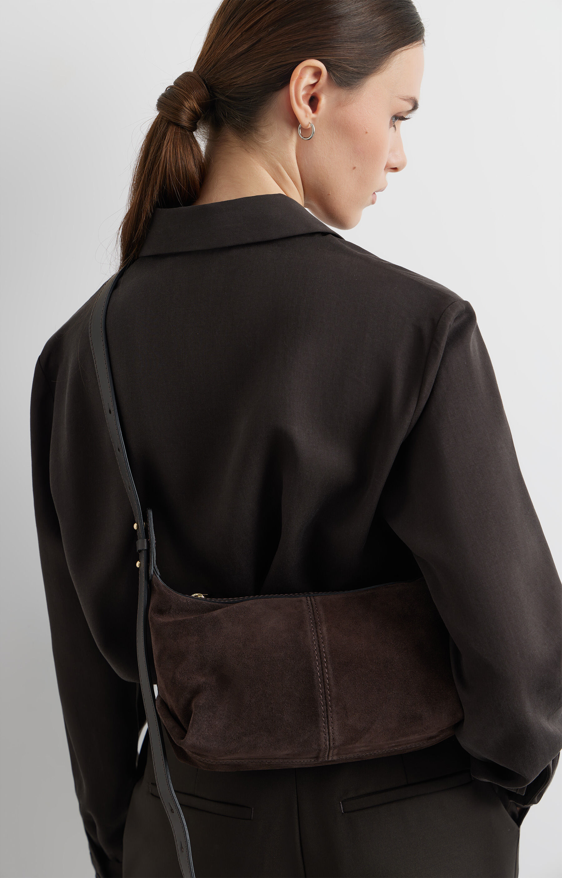 Zamszowa torebka - 4