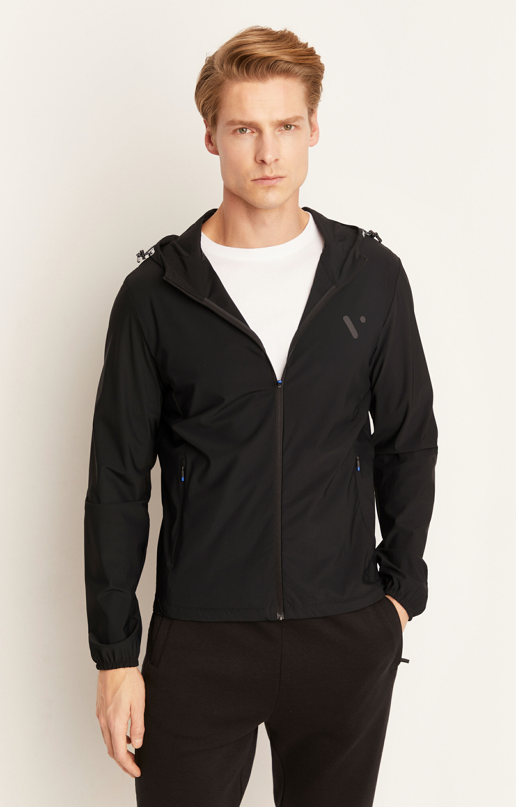 Sportowa bluza z kapturem - 2