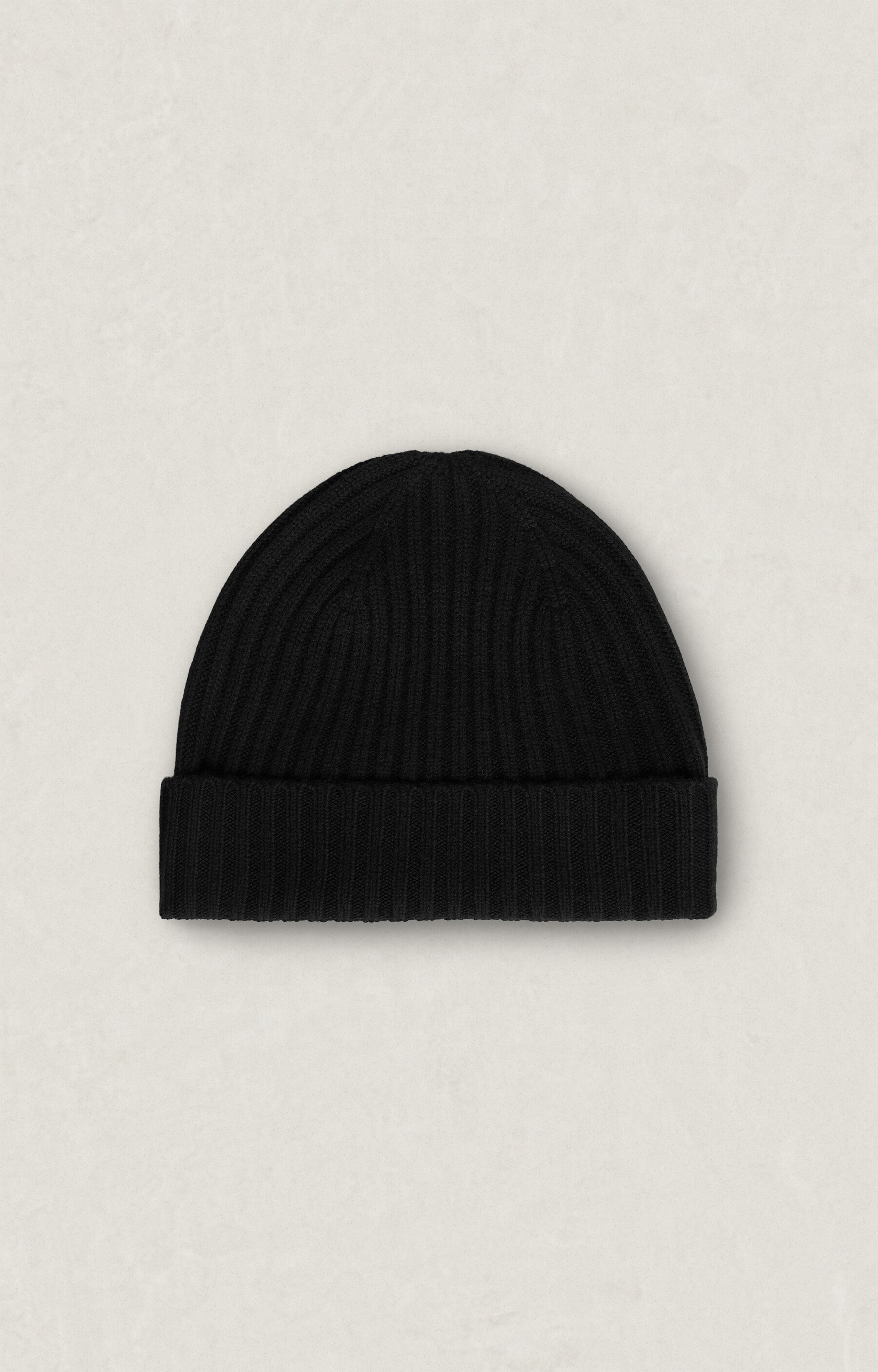 Wełniana czapka typu beanie