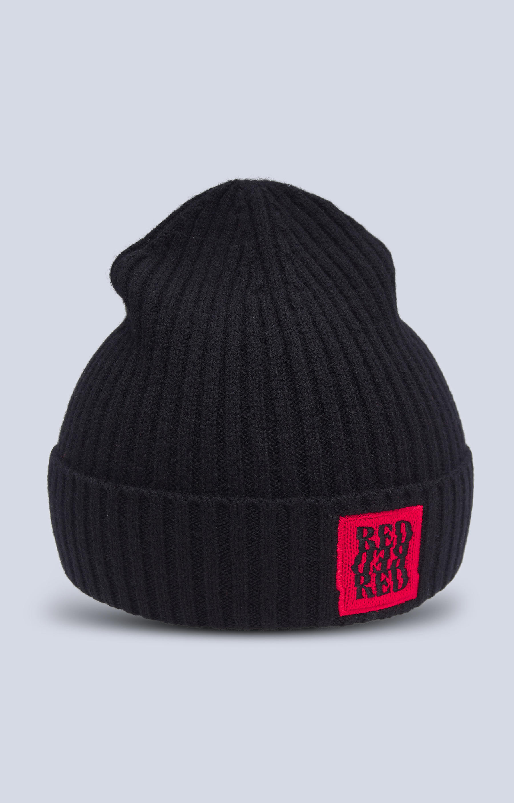 Czapka z prążkowanej, wełnianej dzianiny