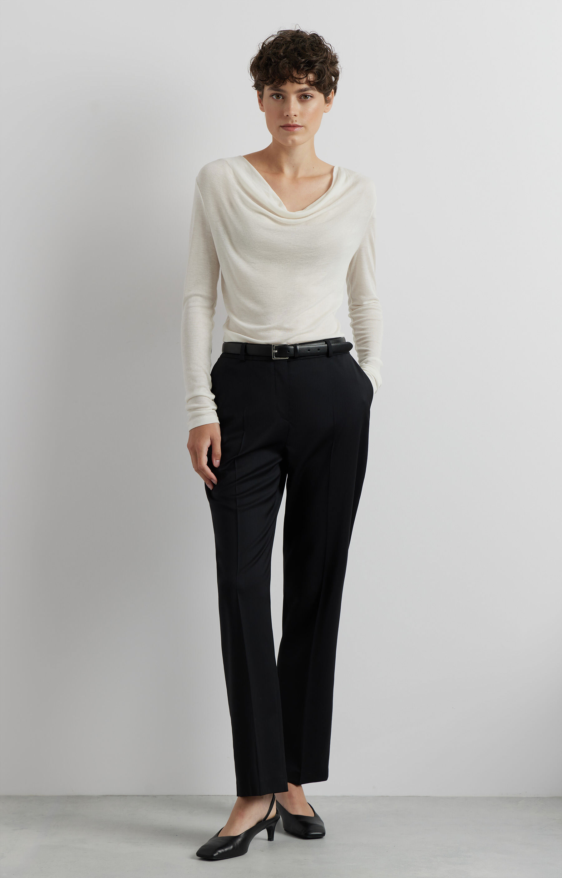 Wełniane spodnie slim fit - zestaw