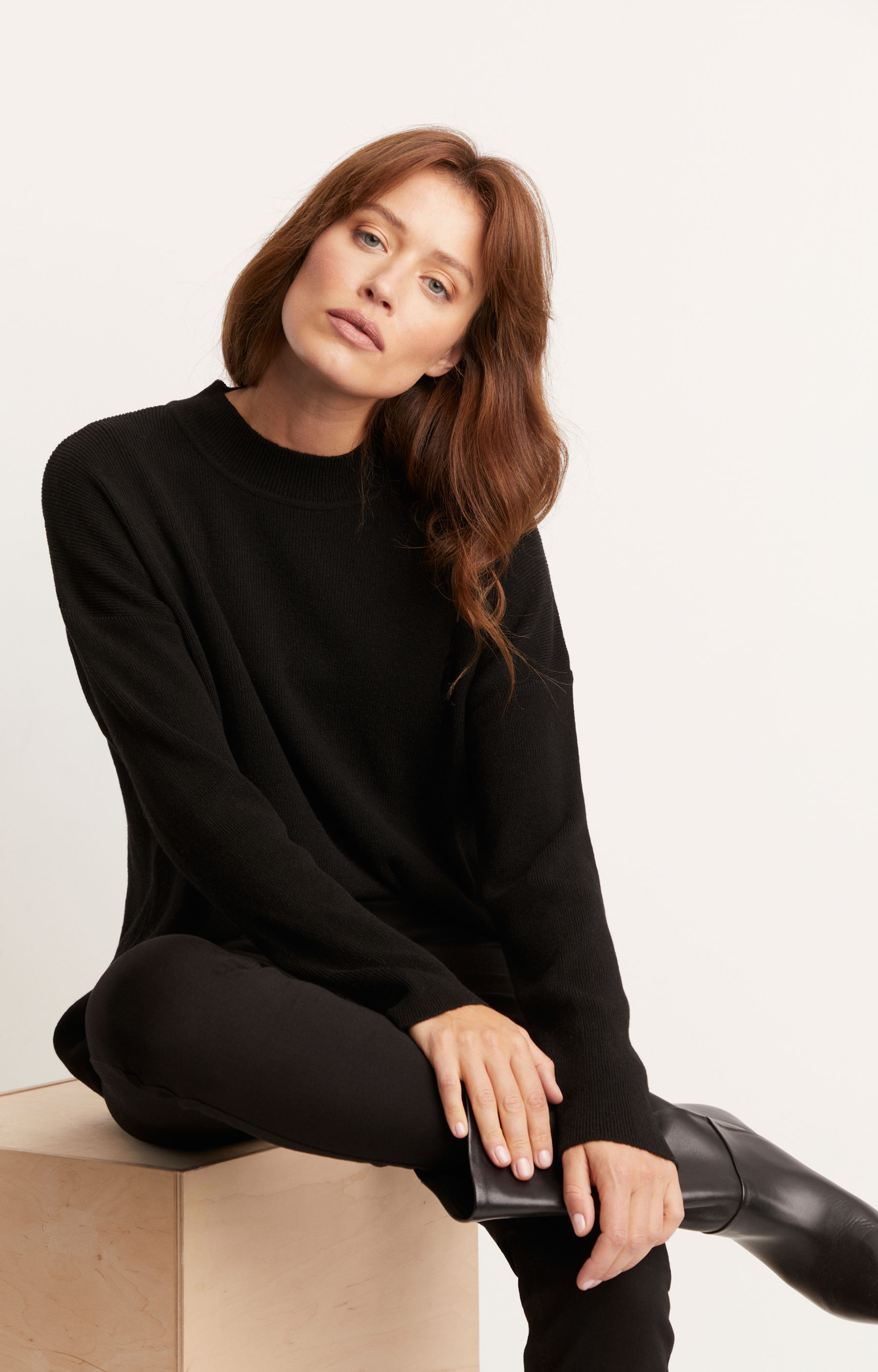 Sweter typu round-neck