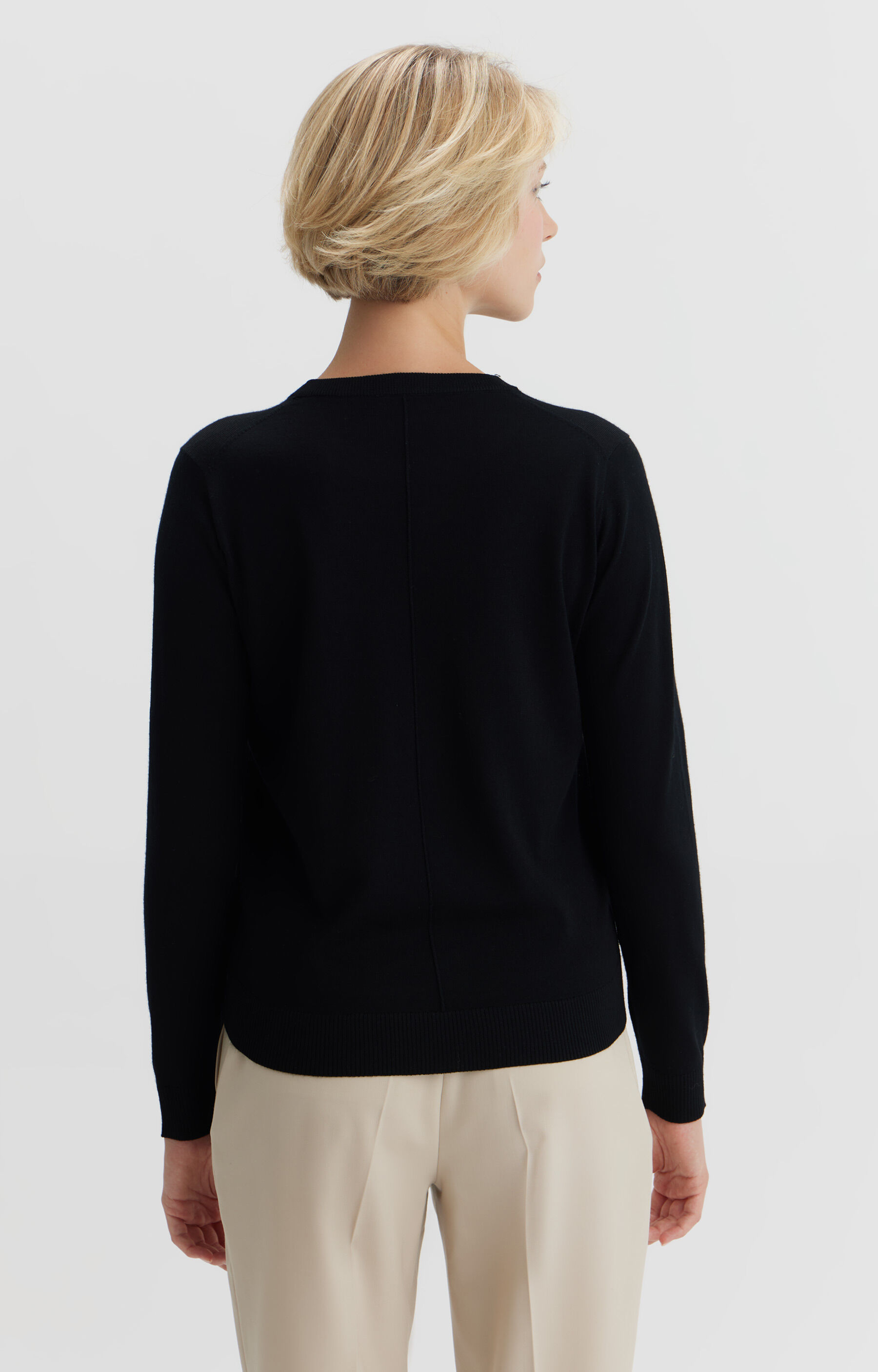 Sweter round neck