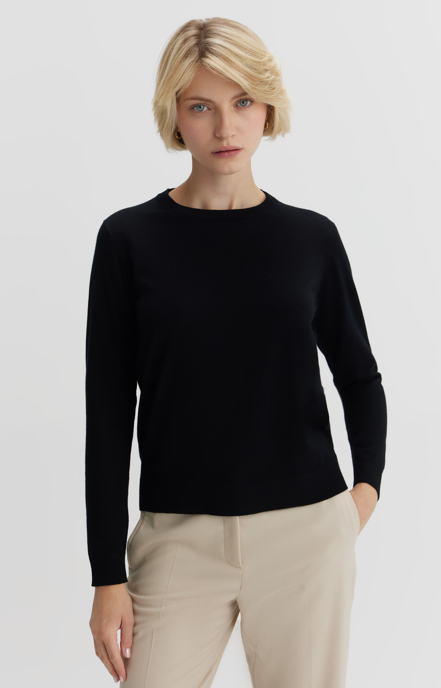 Sweter round neck