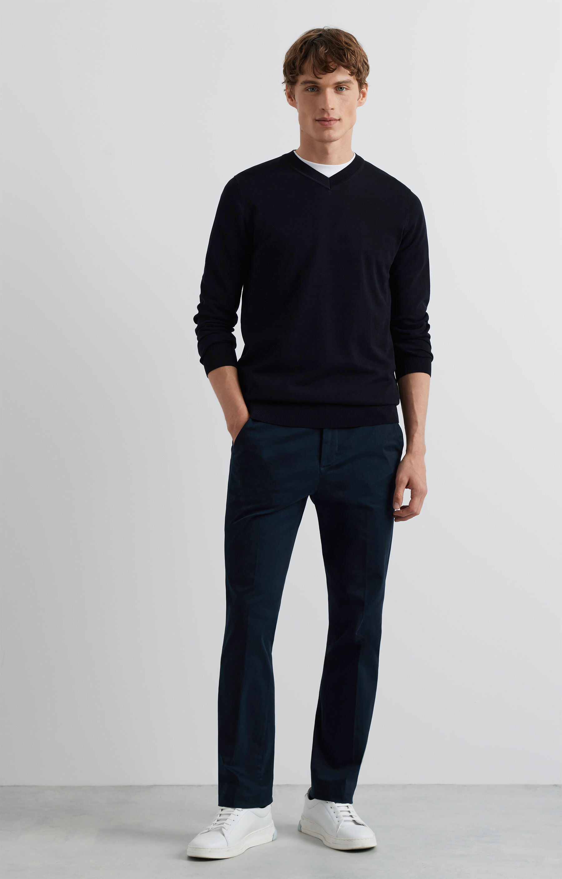 Sweter v-neck - 4