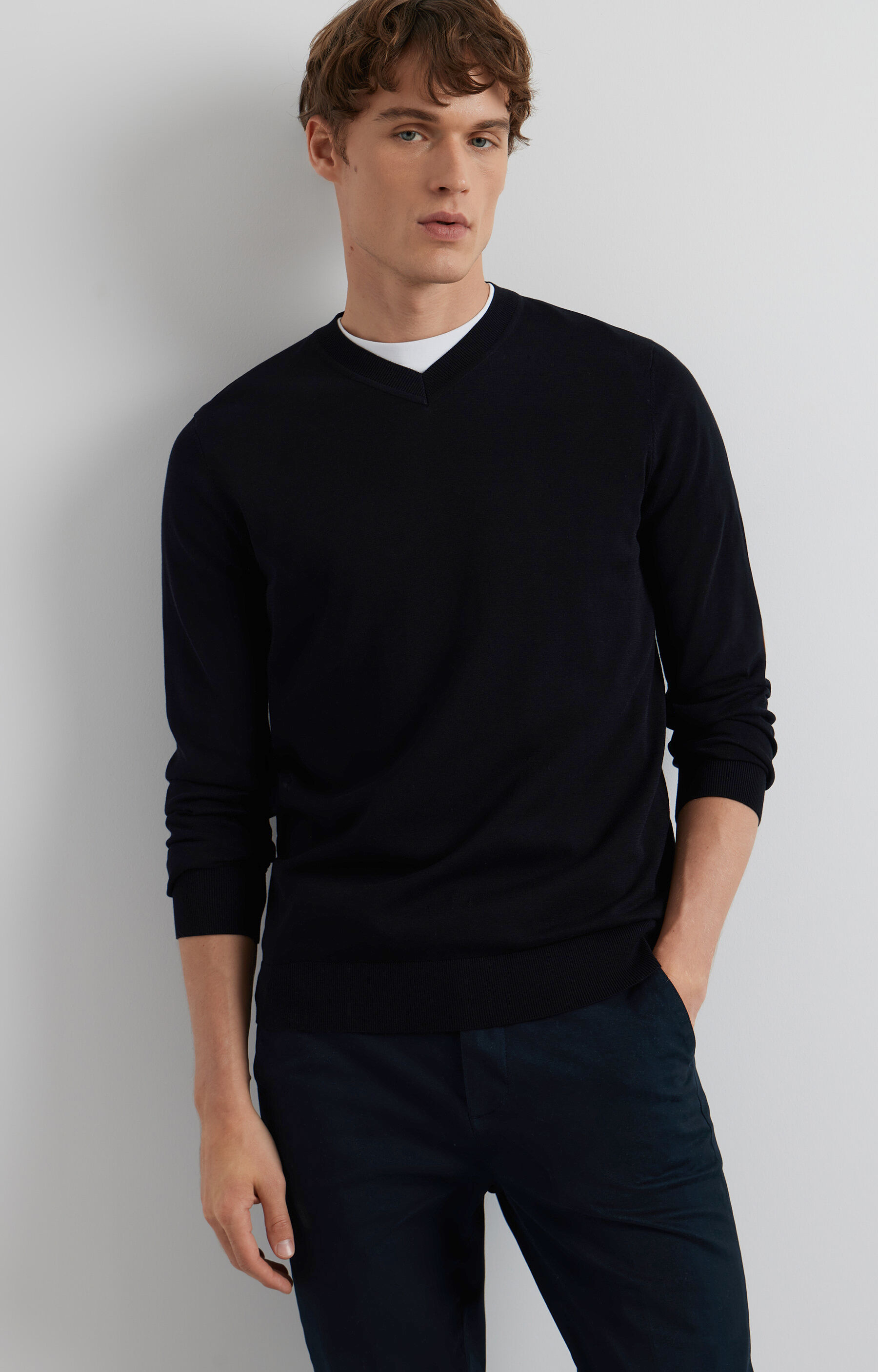 Sweter v-neck - 7