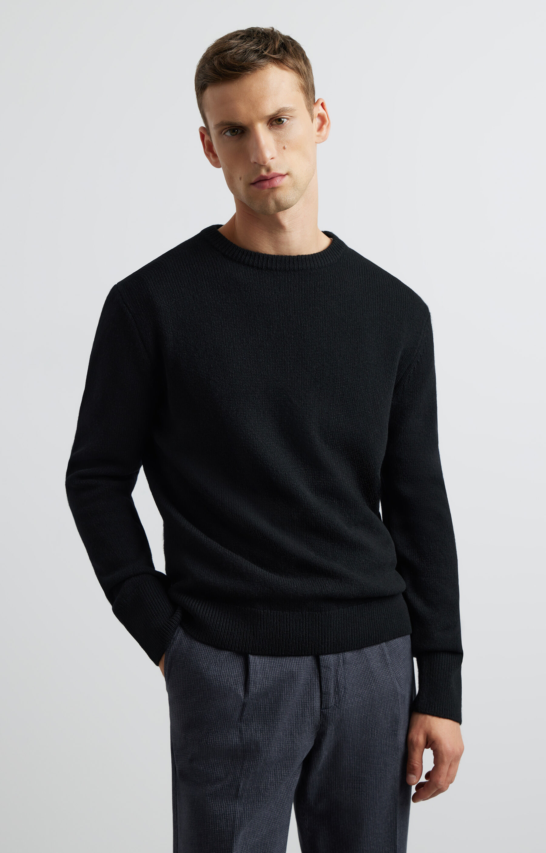 Sweter round neck