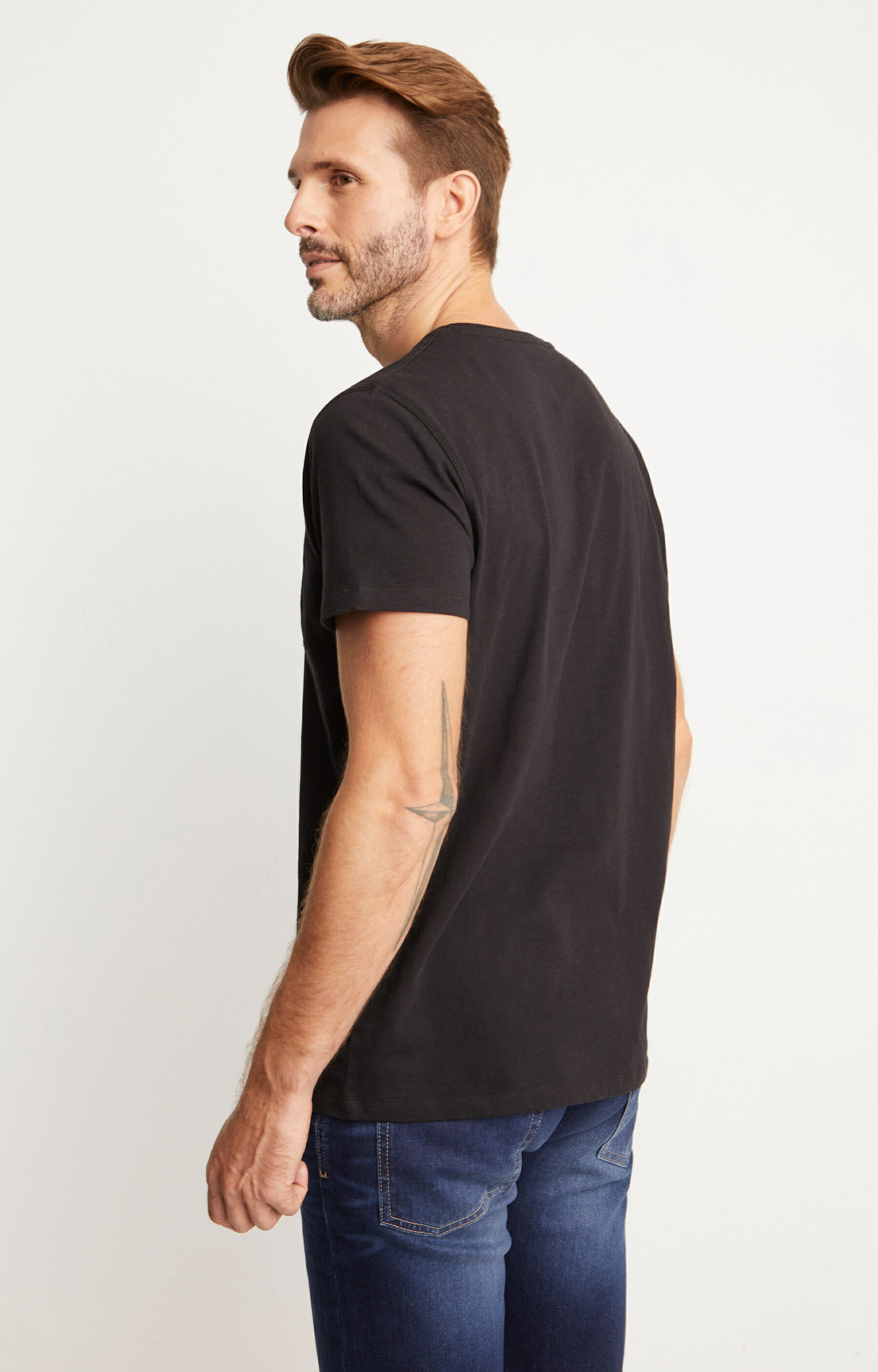 T-shirt z kieszonką - 3
