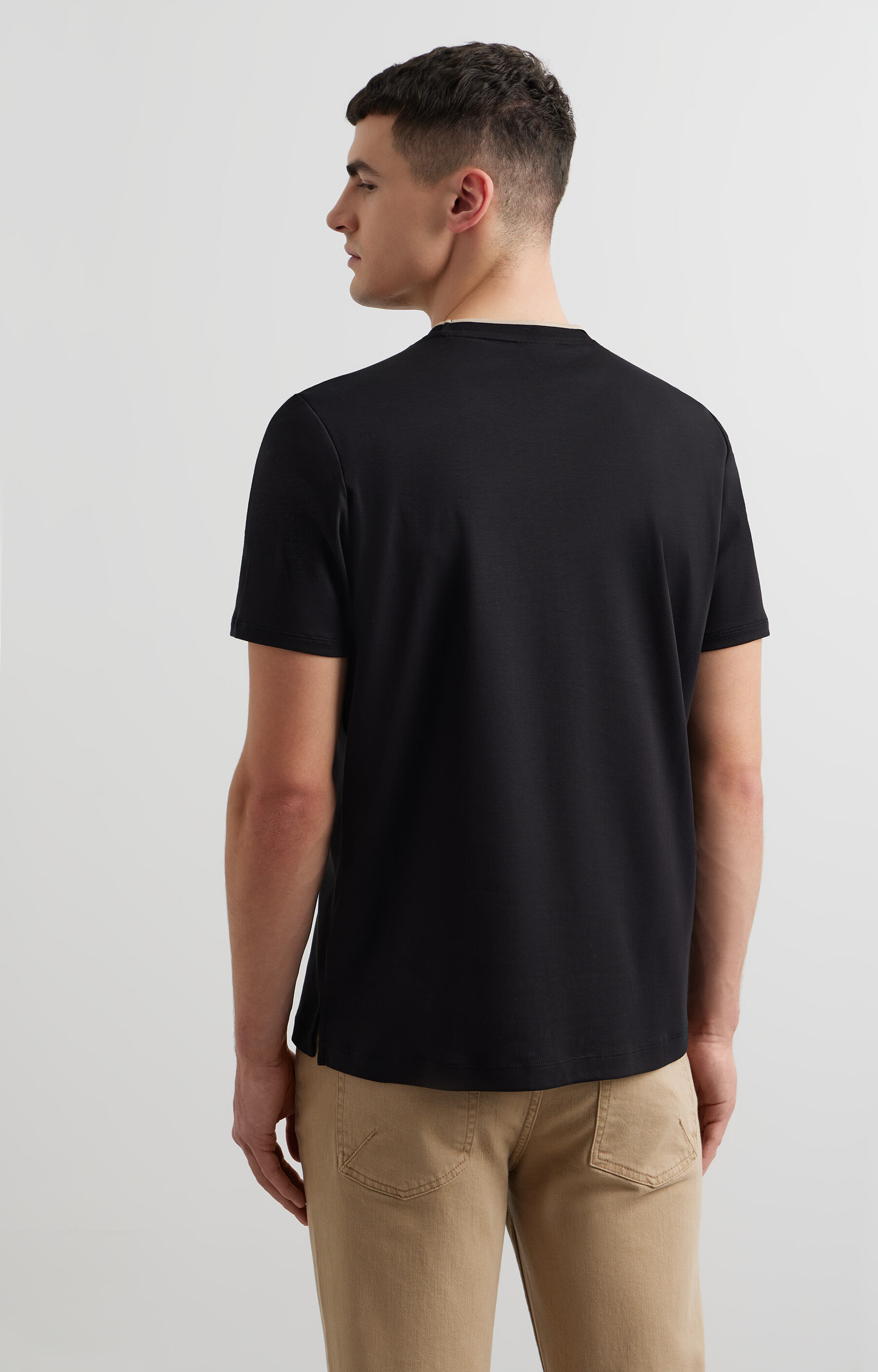 T-shirt round neck z kieszonką - 3