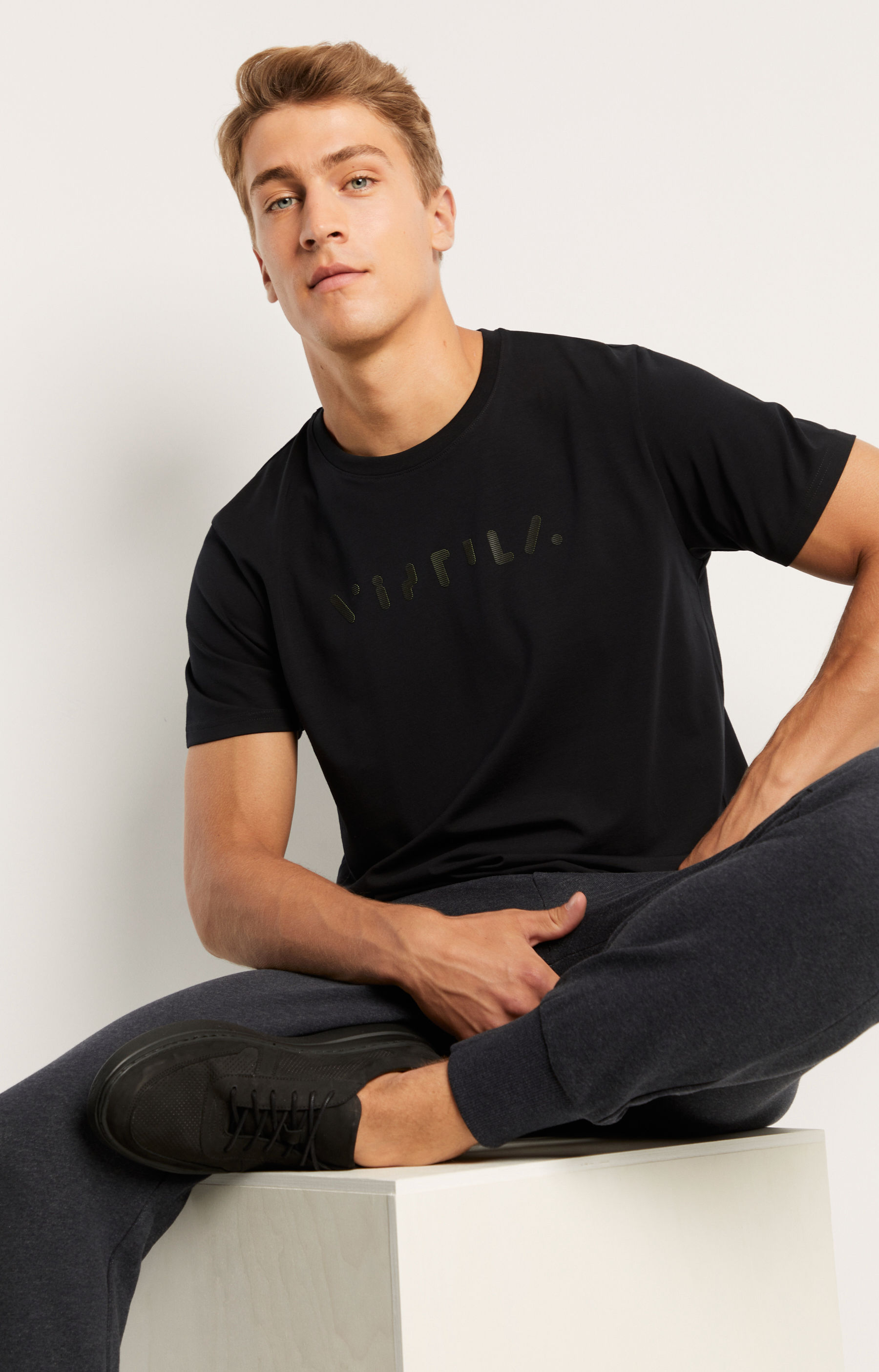 T-shirt z bawełny pima z dodatkiem elastanu