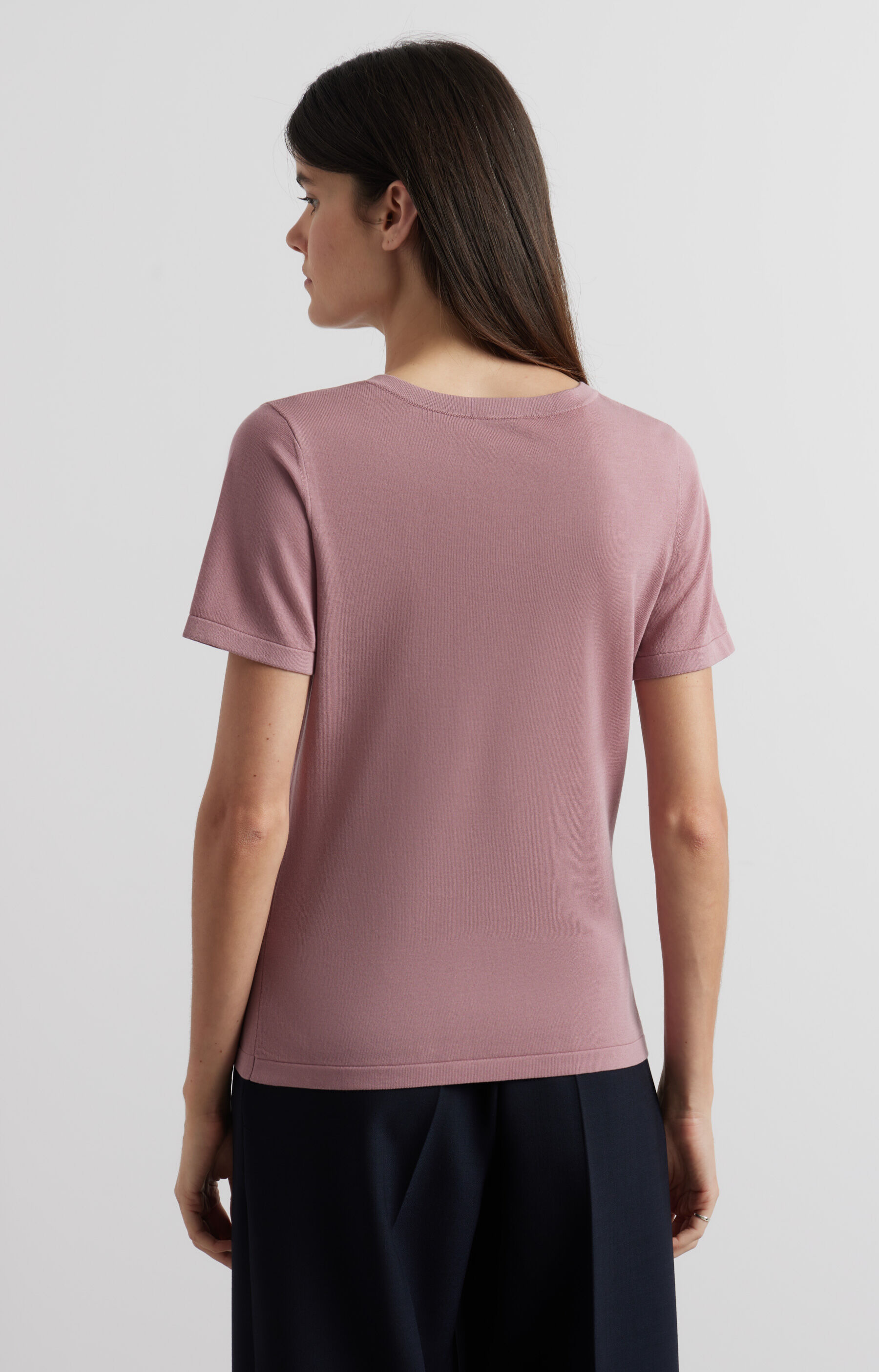 Swetrowy t-shirt v-neck - 2