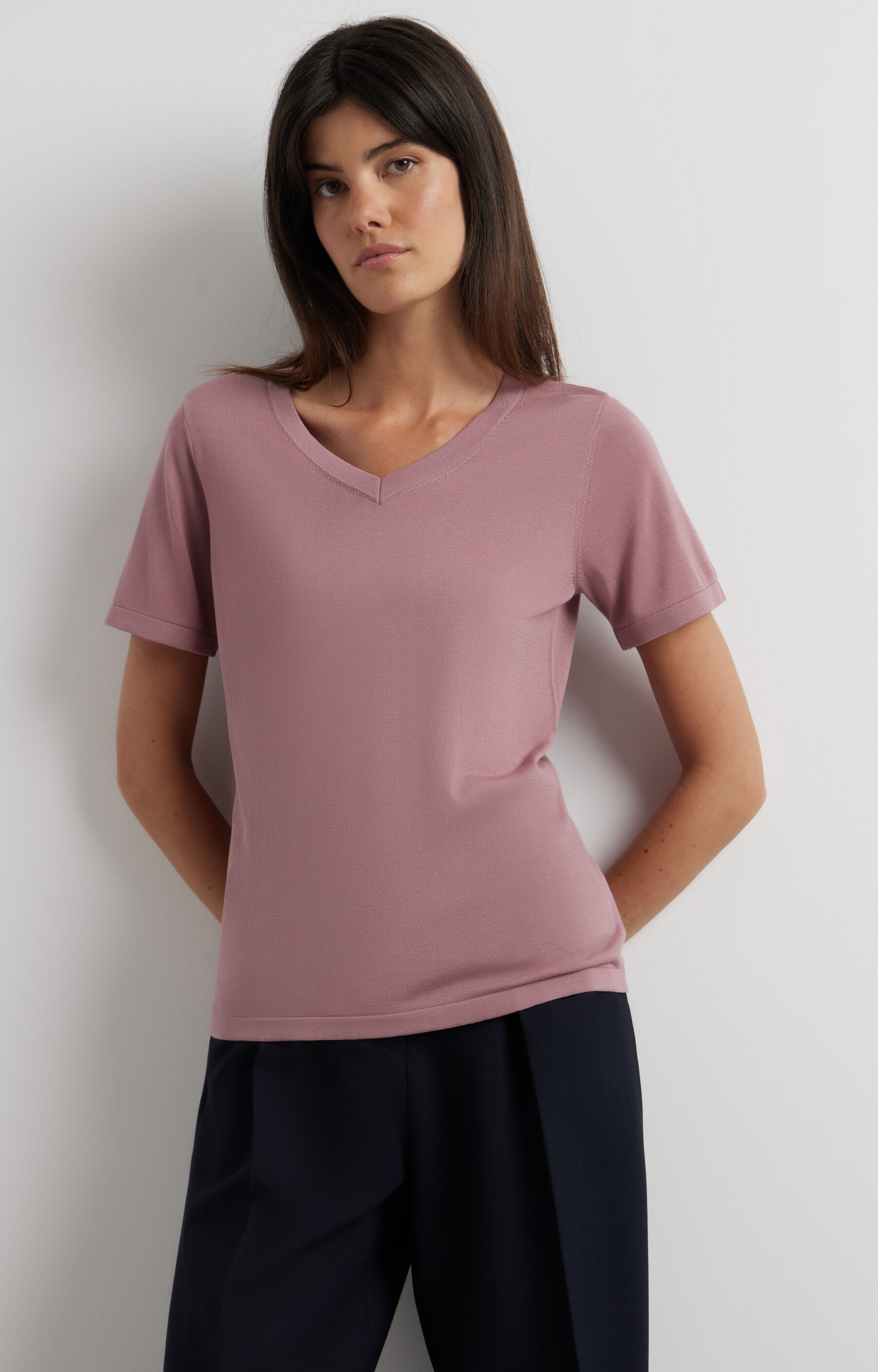 Swetrowy t-shirt v-neck - 6
