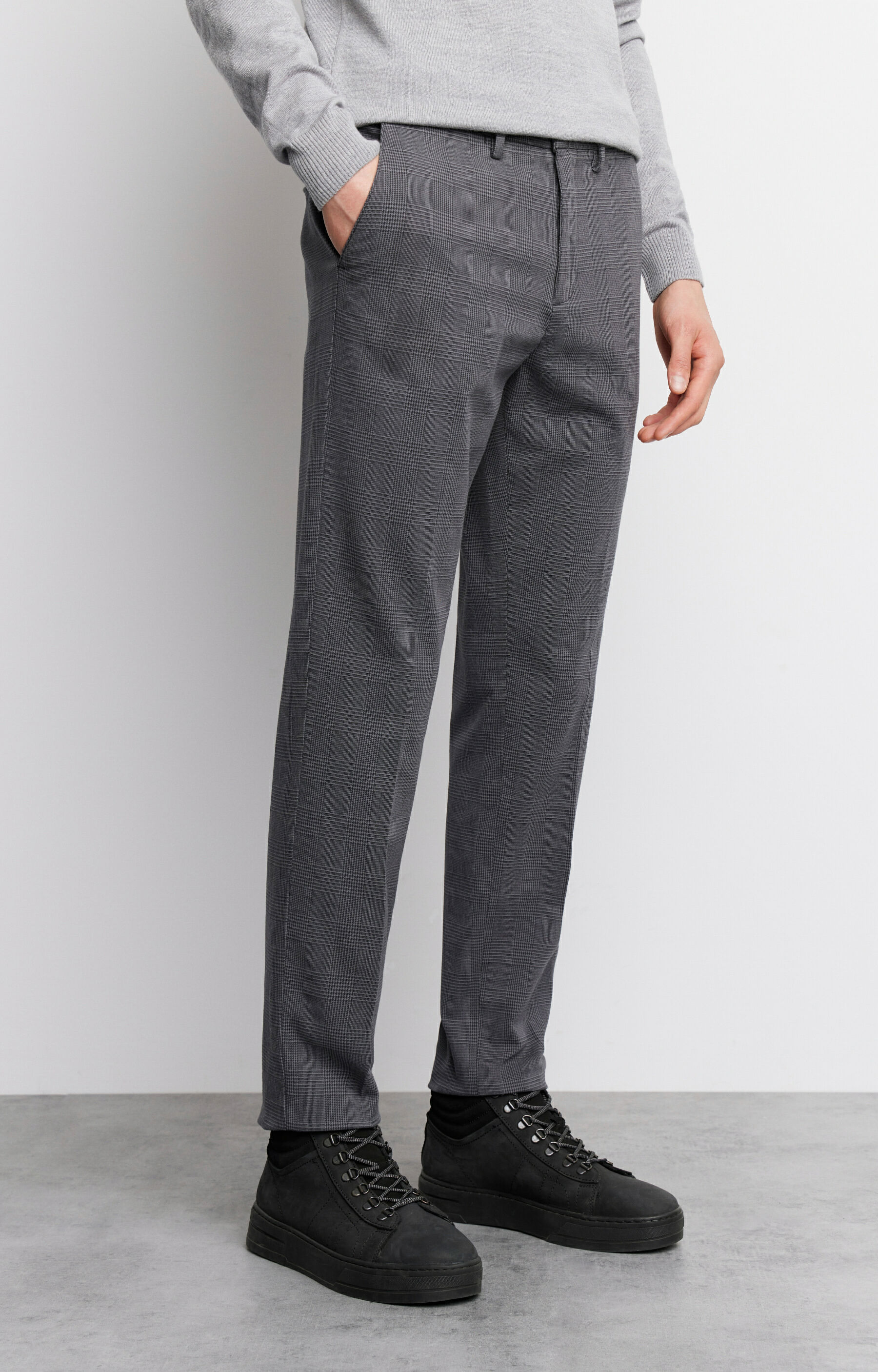Chinosy slim fit w kratę