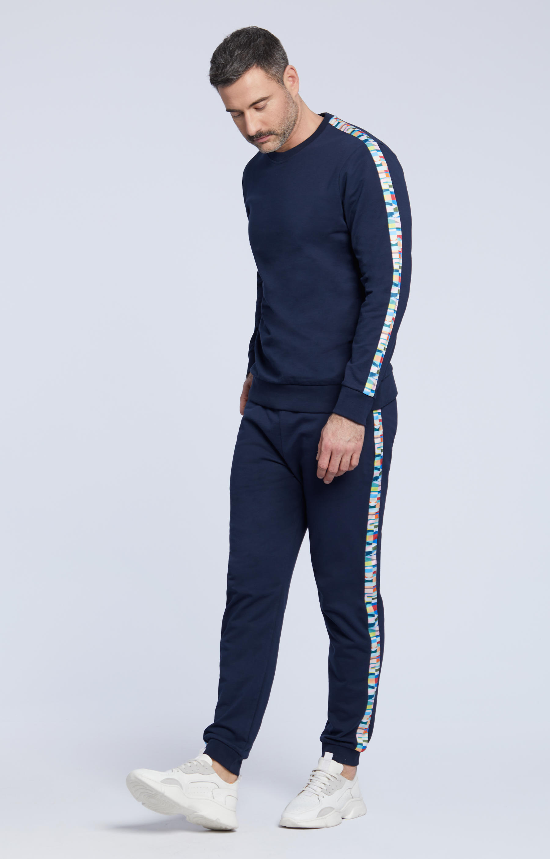 Bluza z lampasami na rękawach