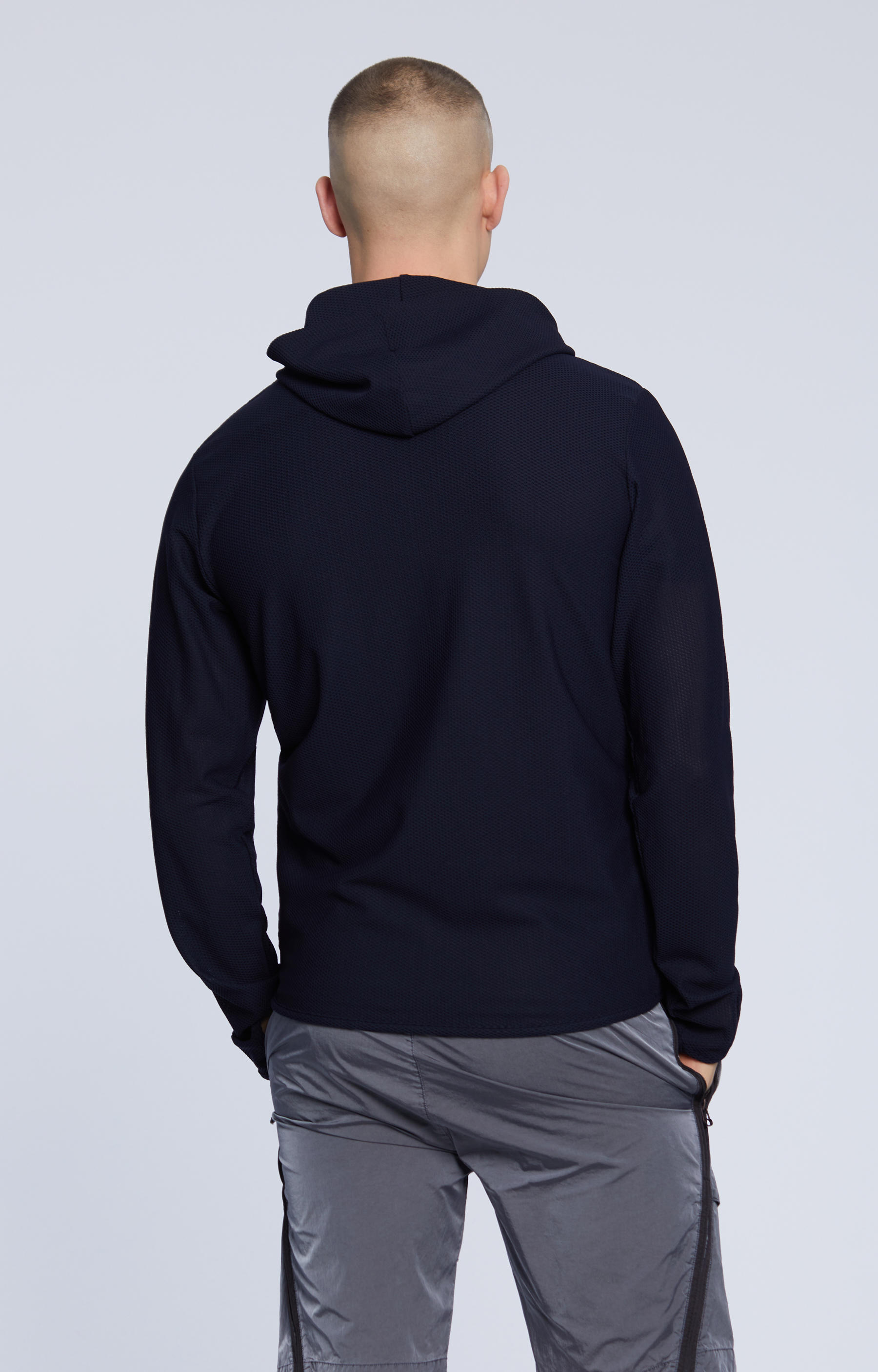 Sportowa bluza z kapturem - 2