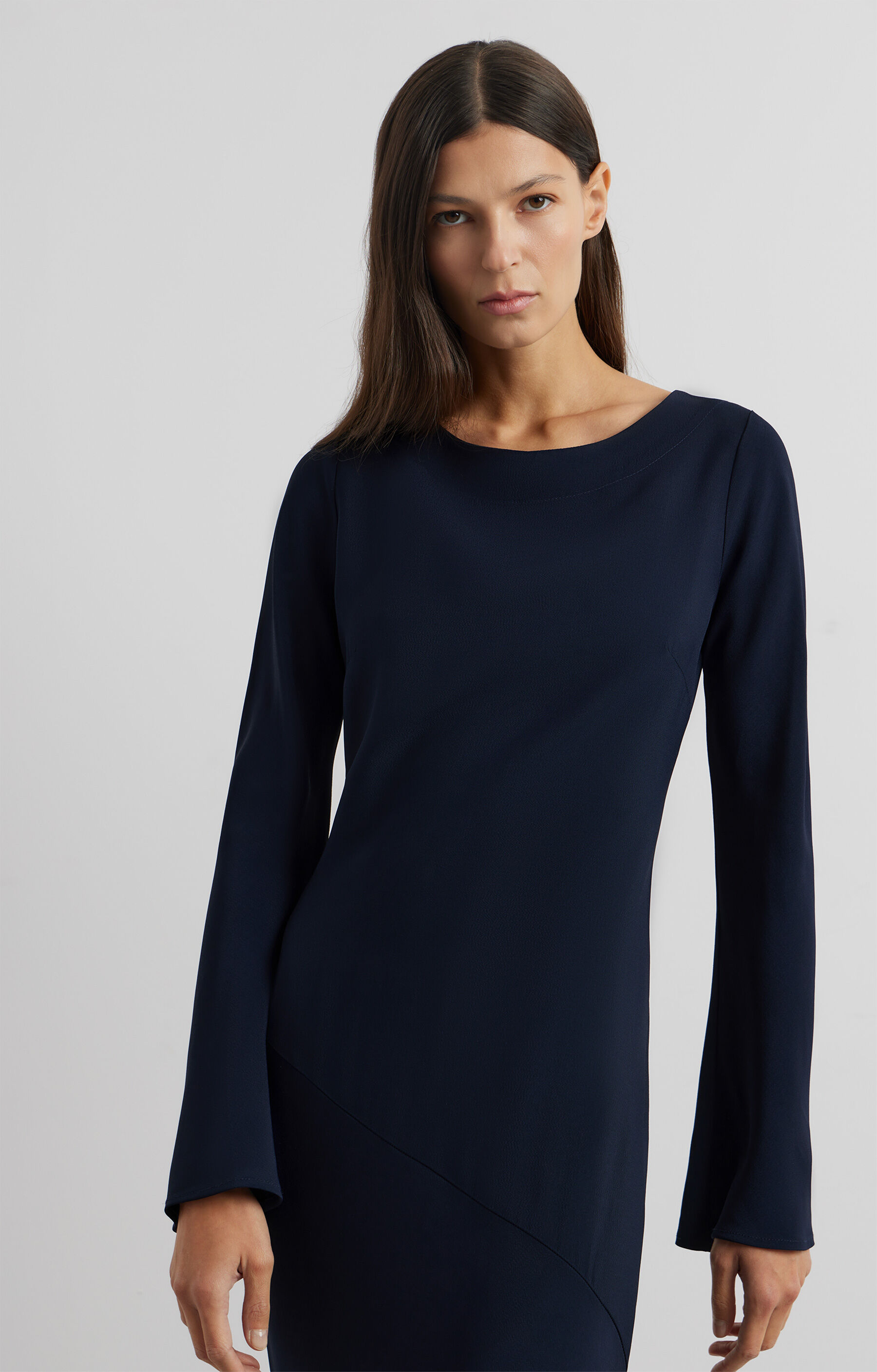 Gładka sukienka maxi - 7