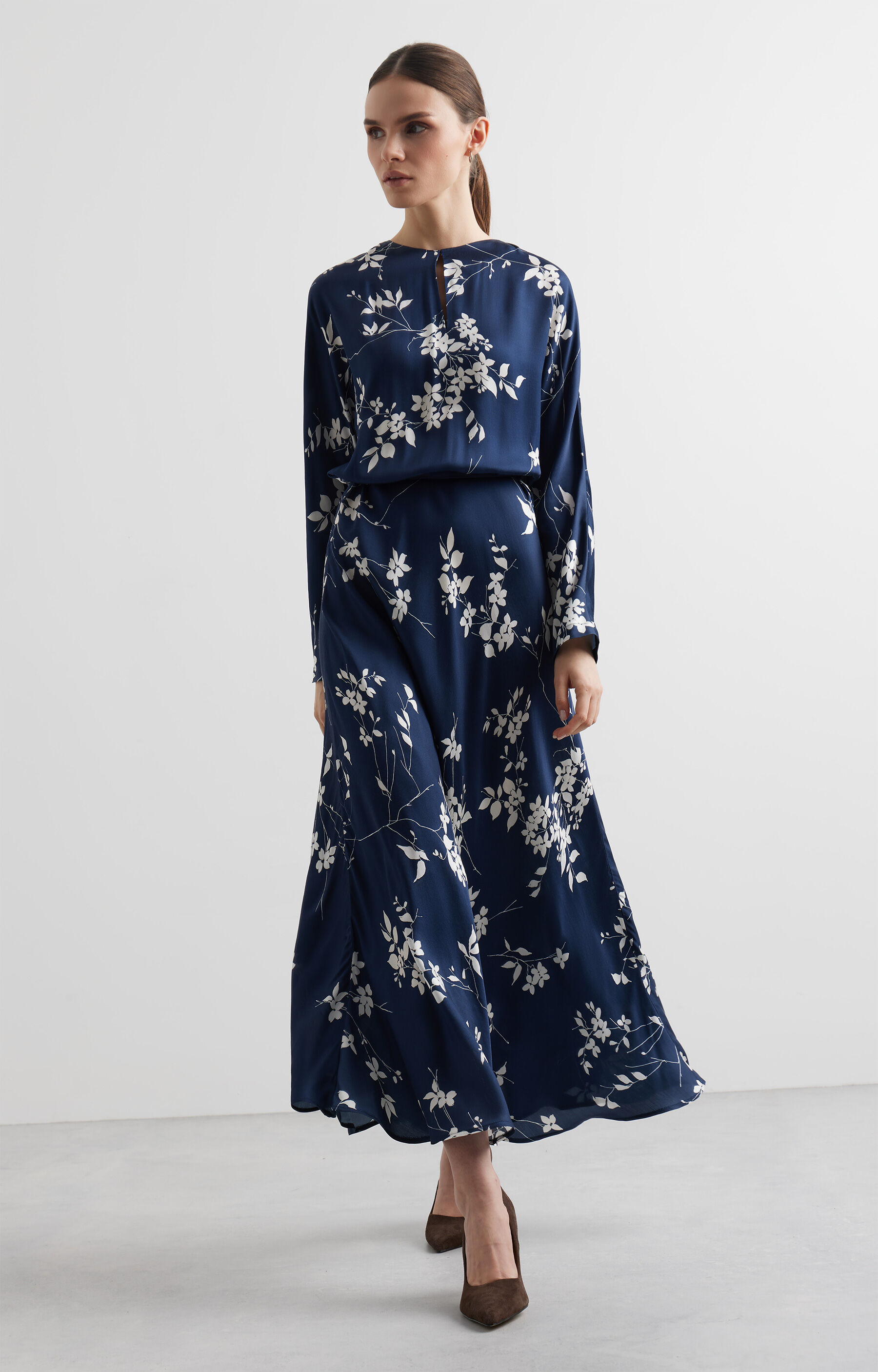 Sukienka kimonowa w print - 2