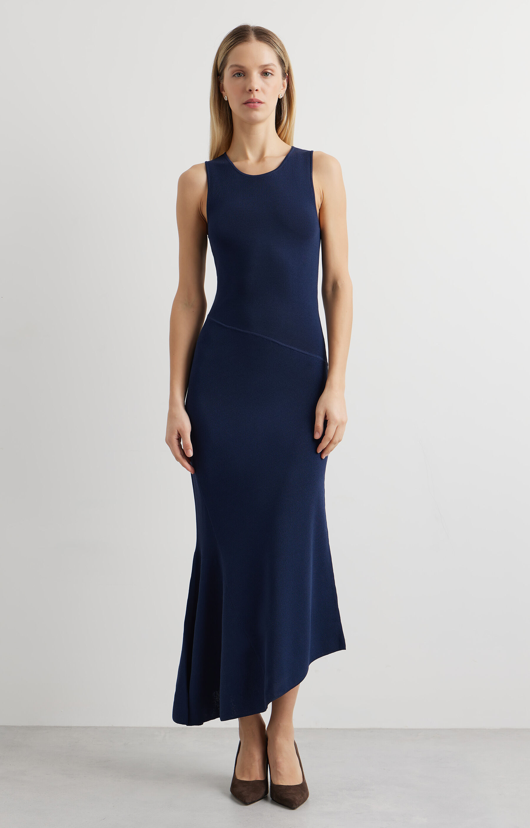 Dzianinowa sukienka slim