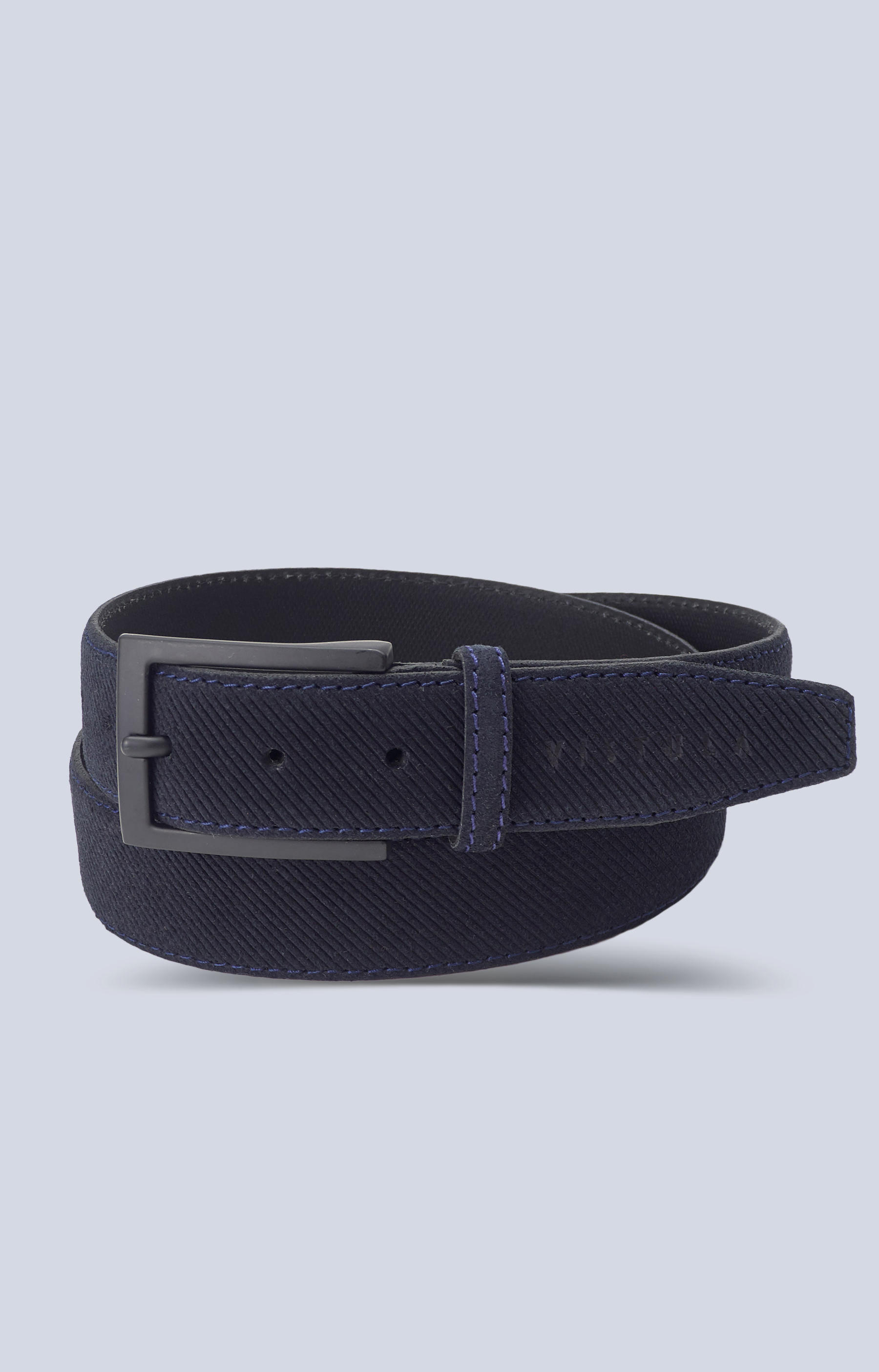 Zamszowy pasek z matową klamrą