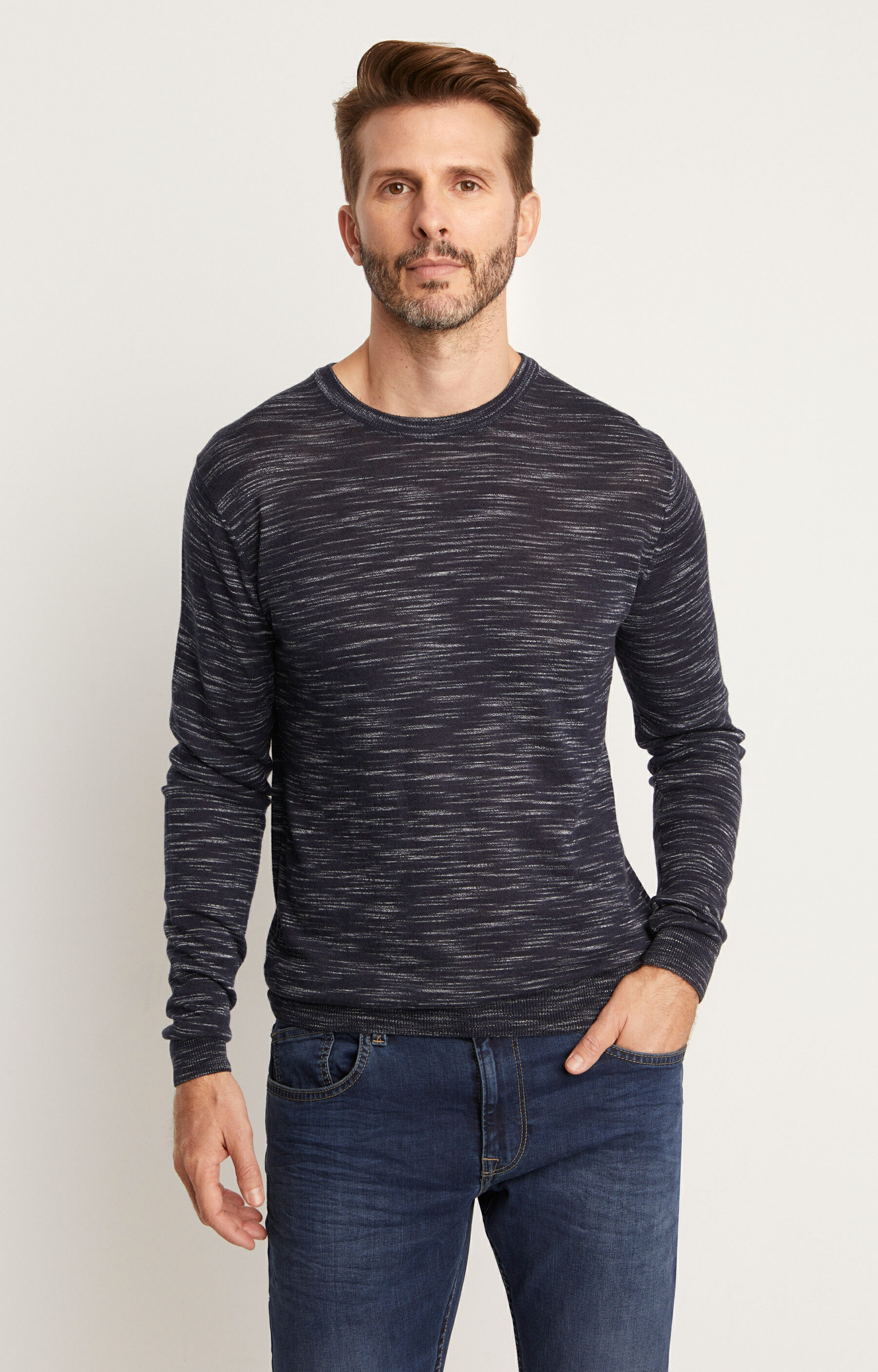 Lekki sweter typu round-neck - 3