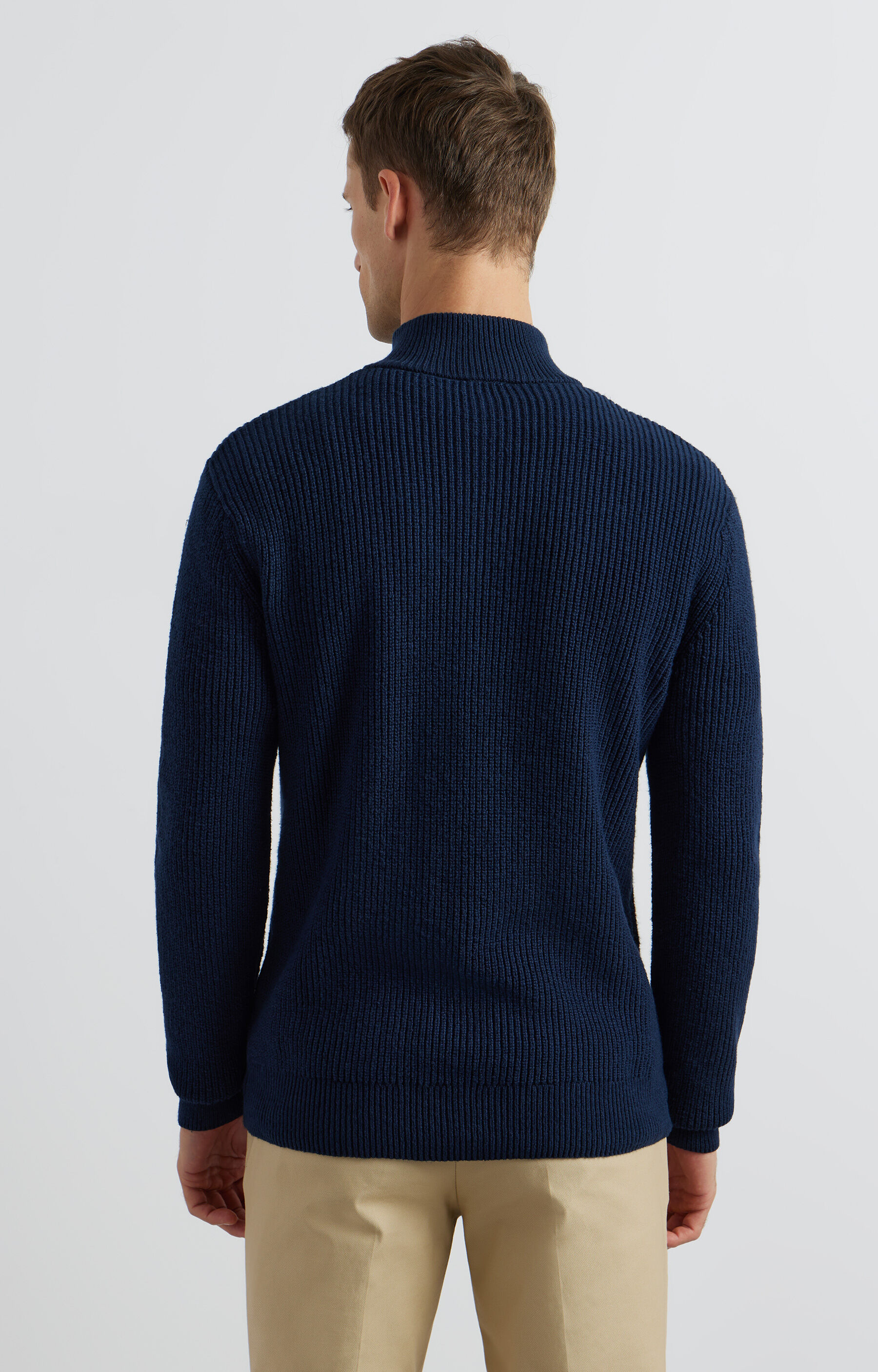 Sweter z zamkiem - 3