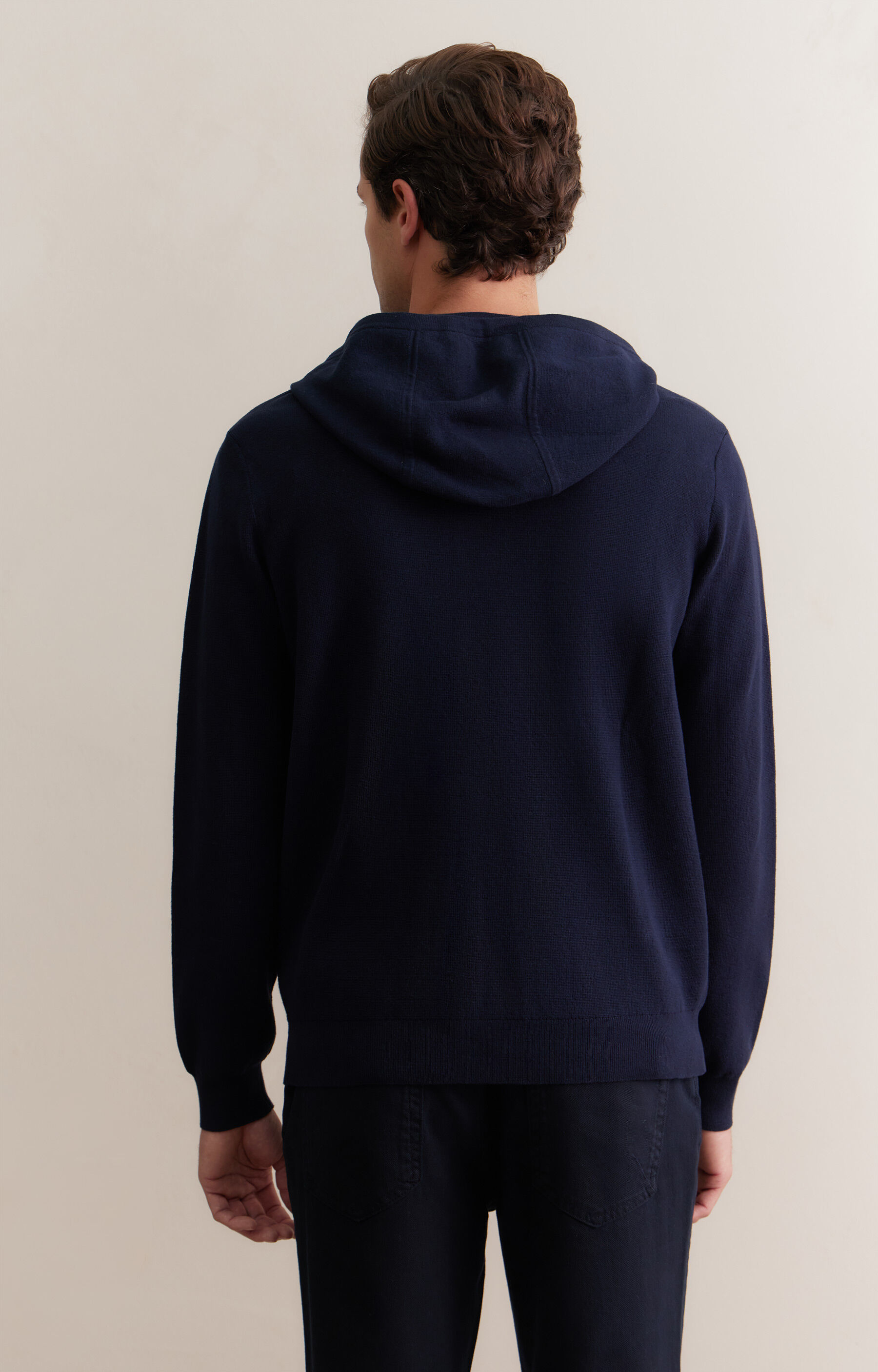 Sweter z kapturem - 2