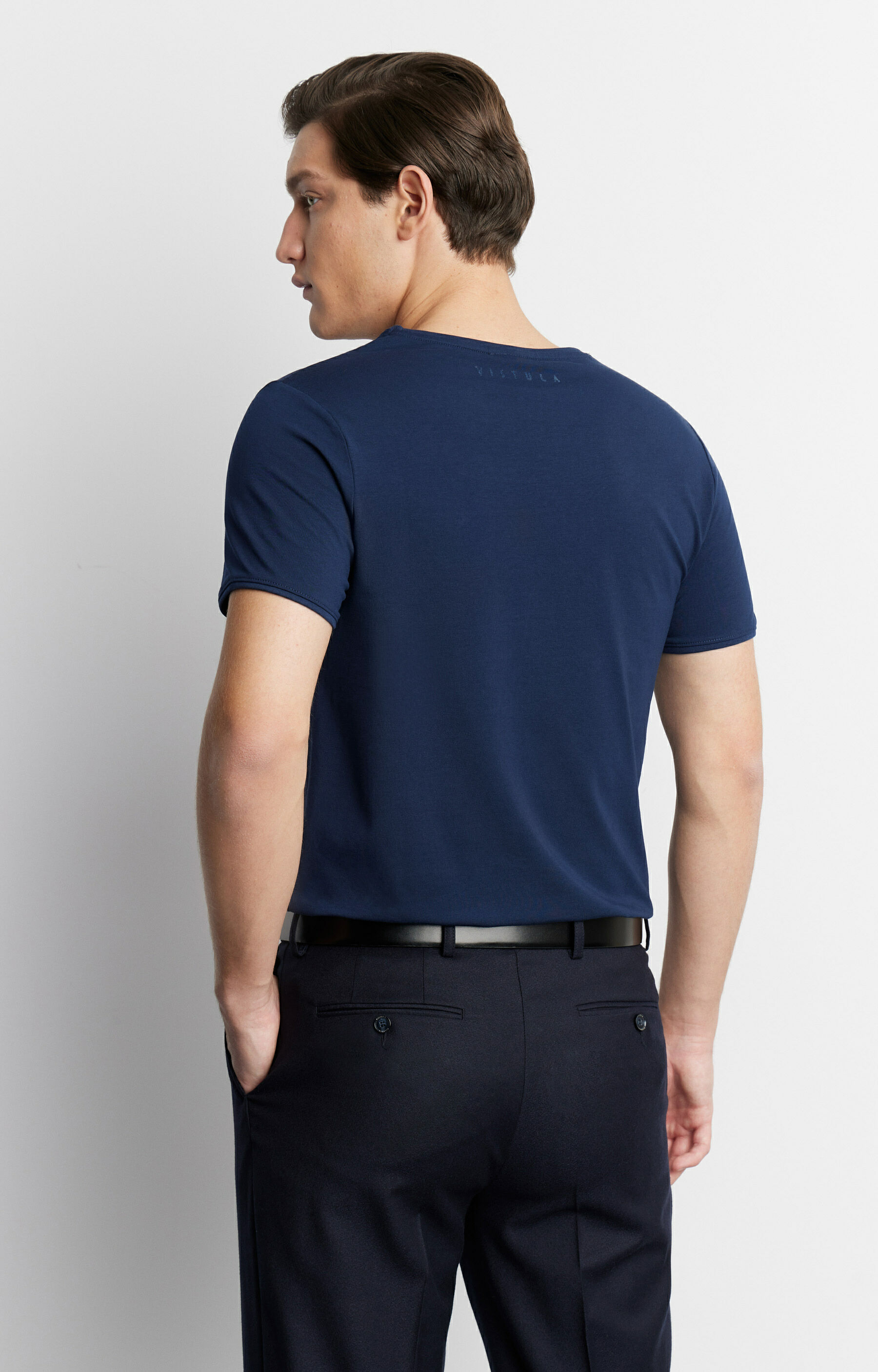 Dopasowany t-shirt basic - 4