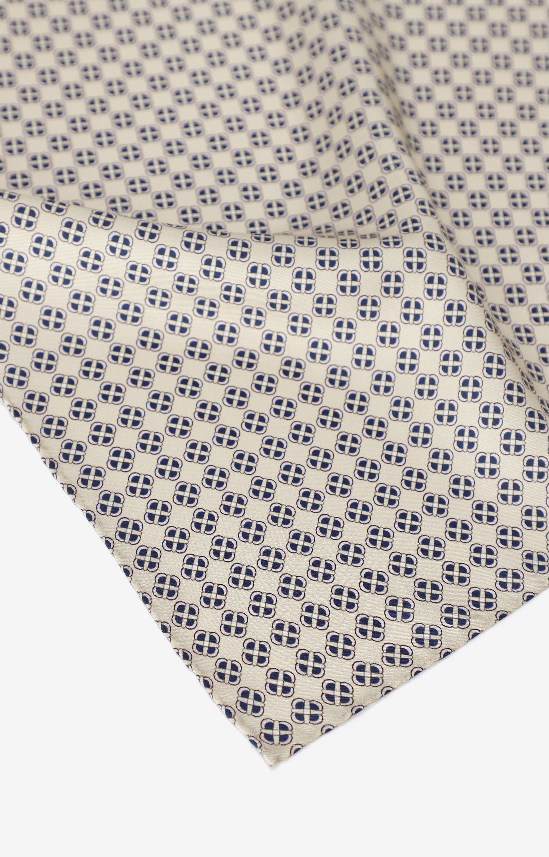 Jedwabna poszetka w geometryczny wzór - 2