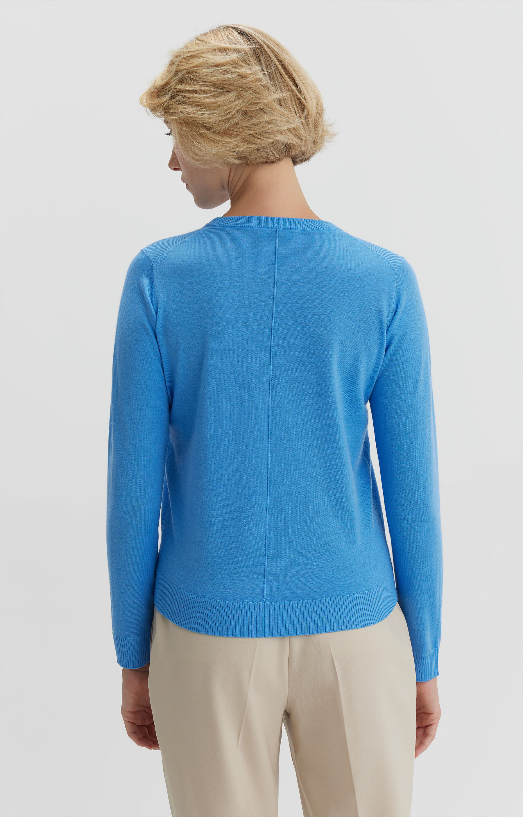 Sweter round neck