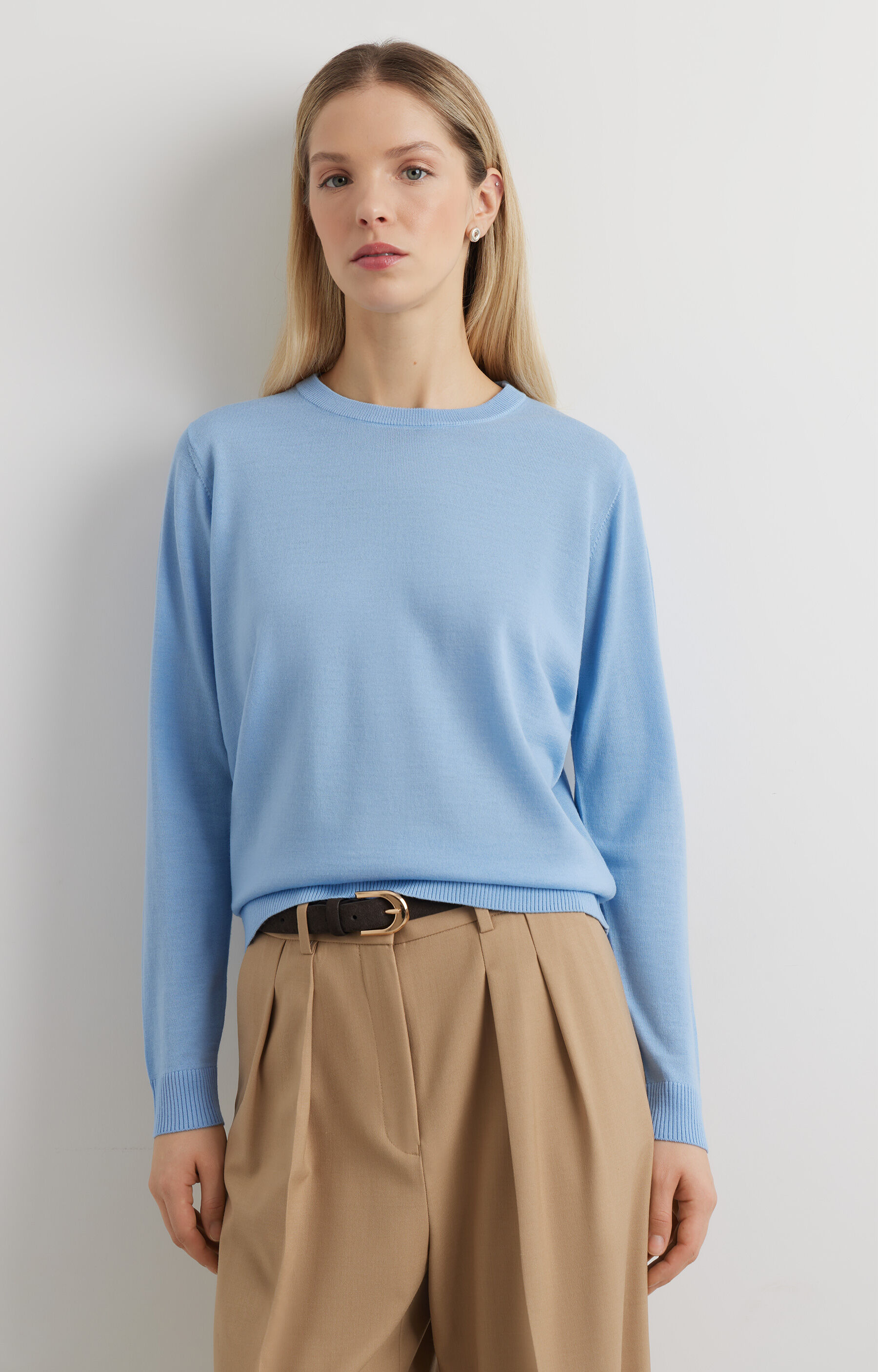 Sweter round neck