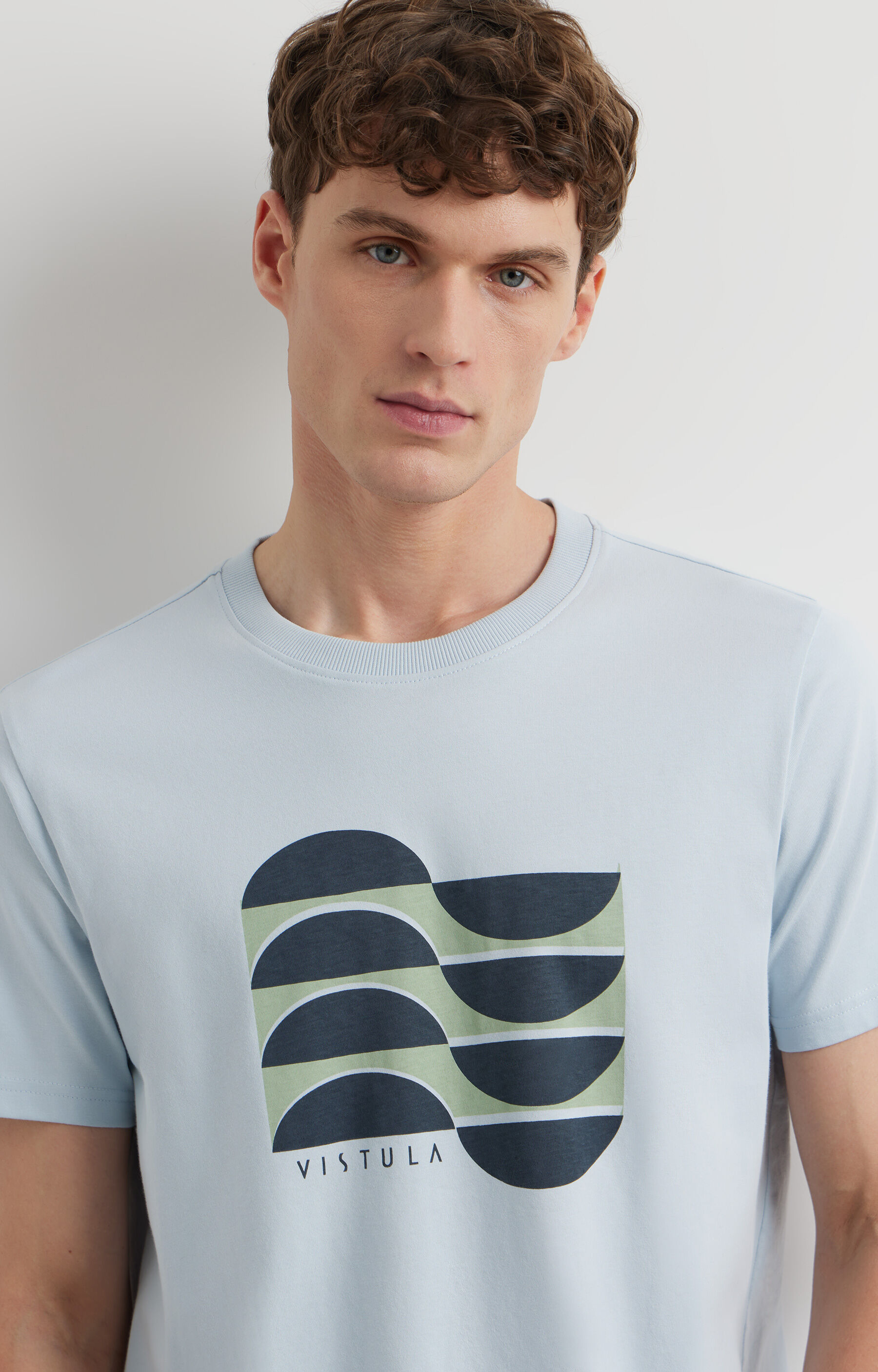 Jasnoniebieski t-shirt VISTULA - 4