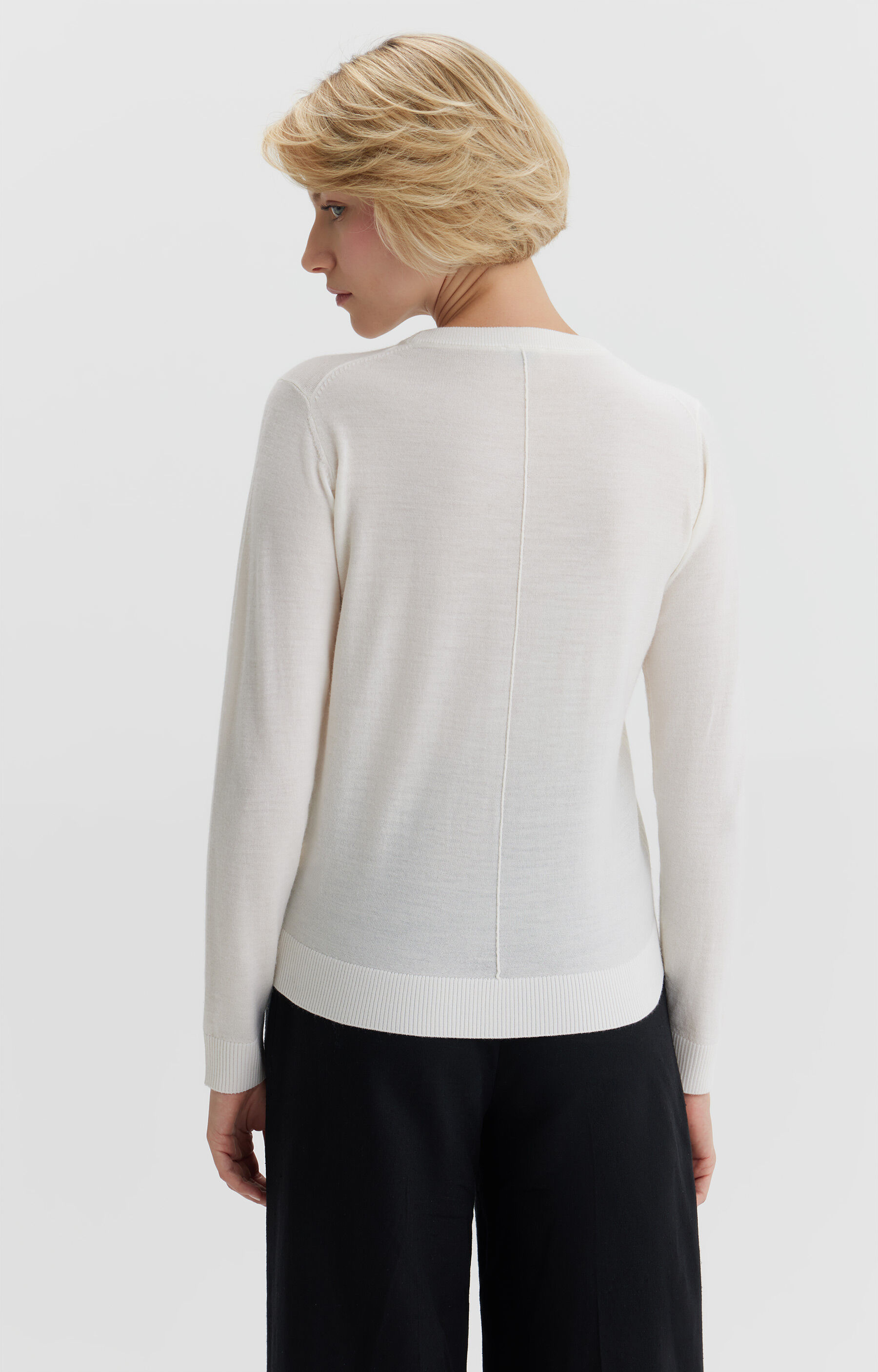 Sweter round neck