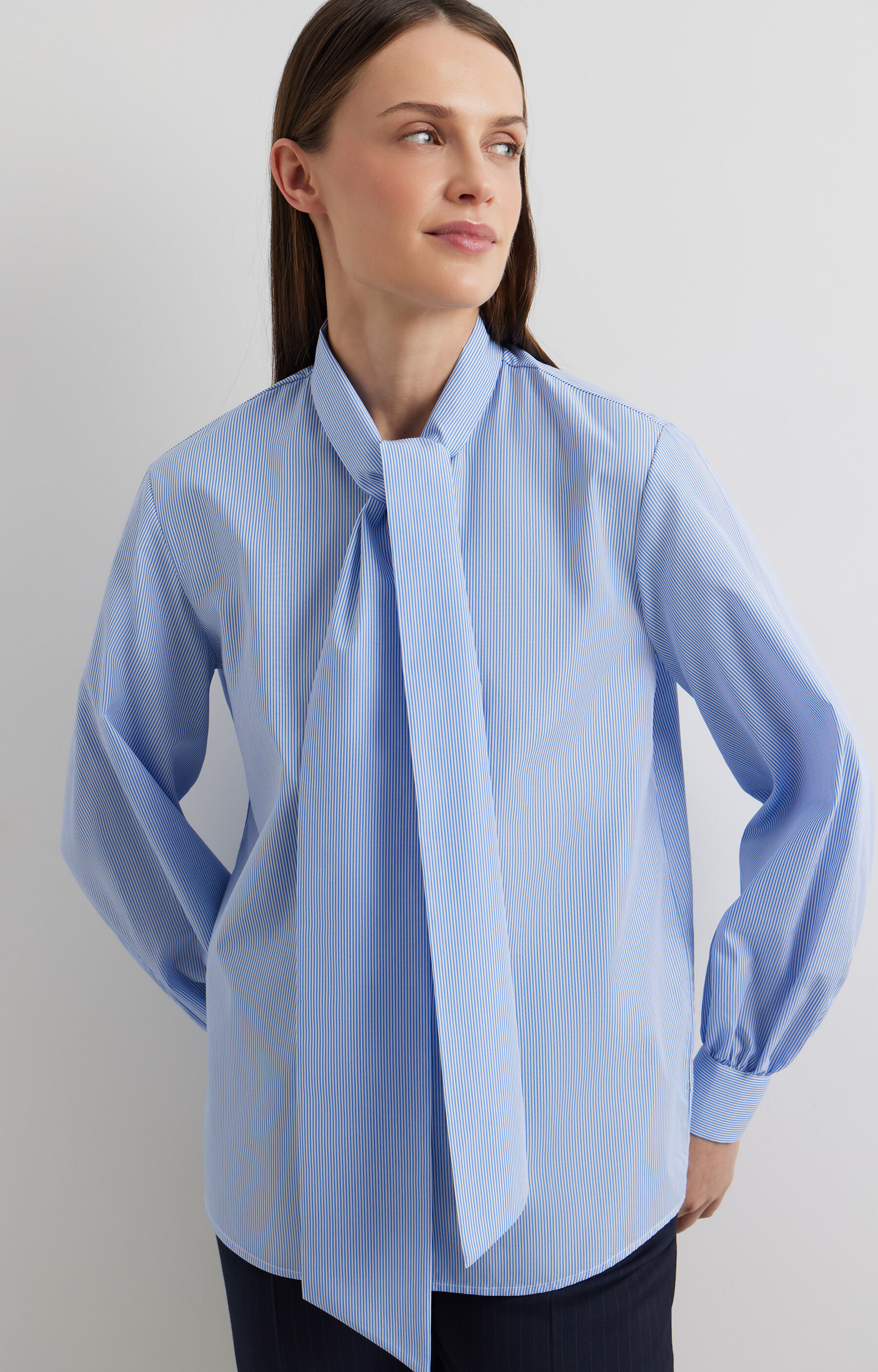 Koszula slim z wiązaniem