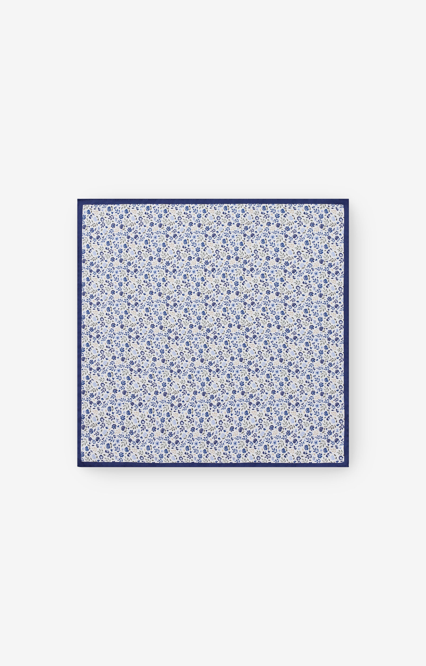 Jedwabna poszetka w kwiatowy wzór