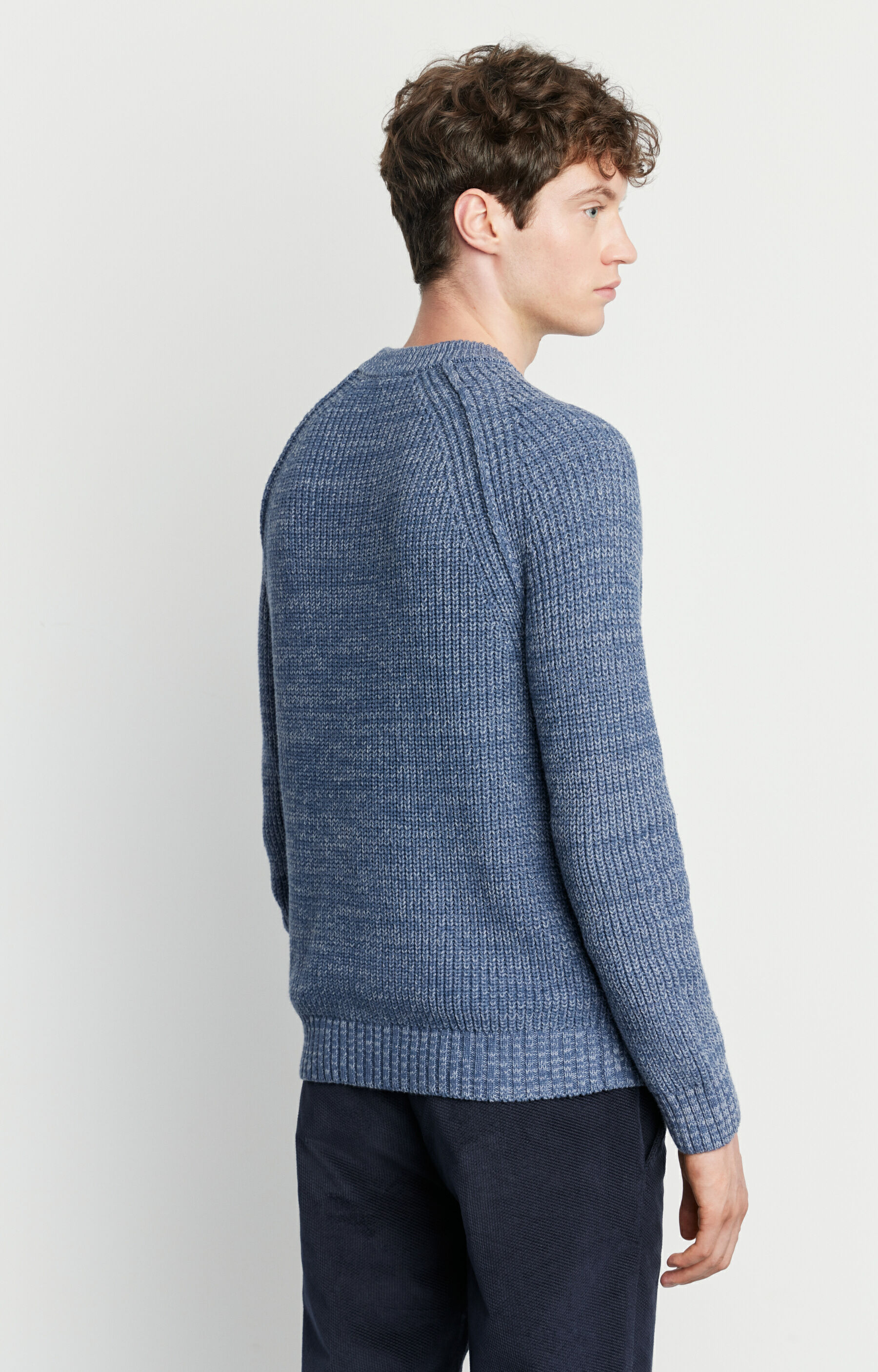 Strukturalny sweter z melanżowej dzianiny - 3