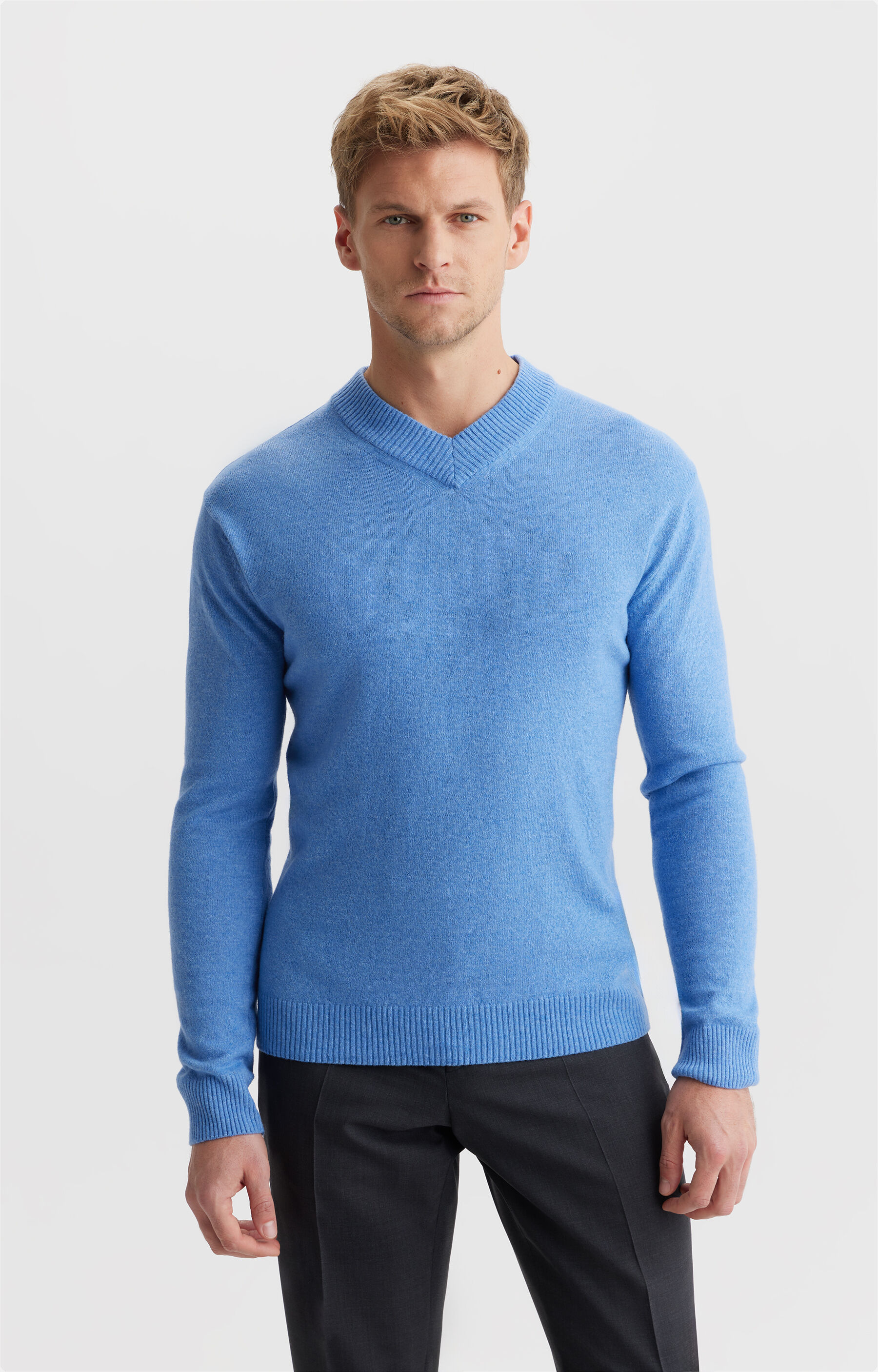 Sweter v-neck