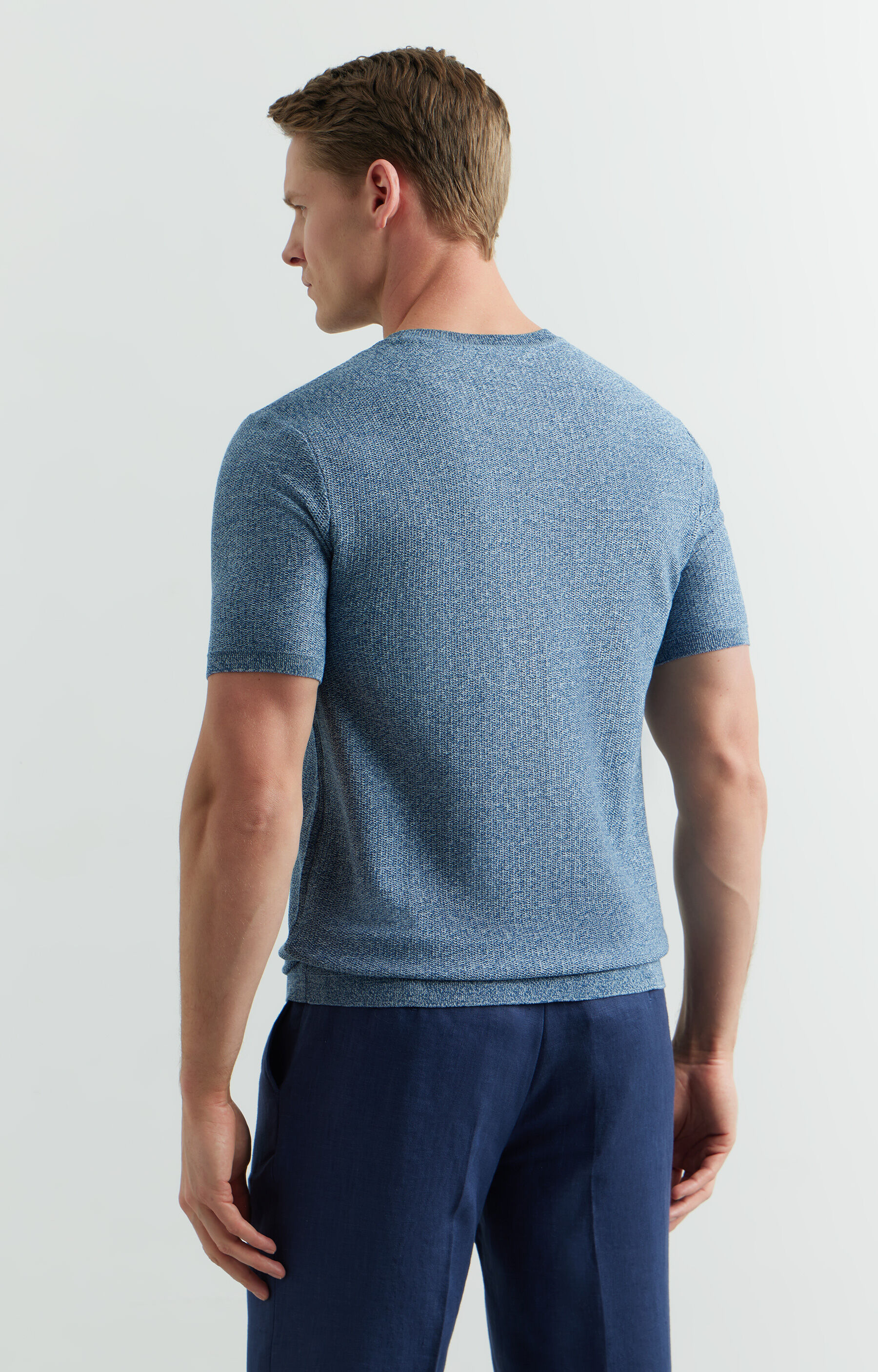 T-shirt swetrowy regular - 3