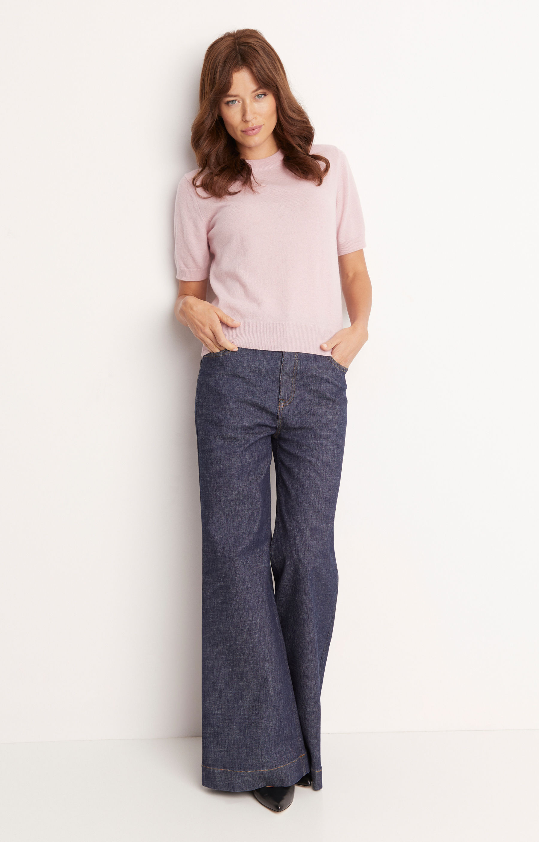 Sweter round-neck z wełny merino