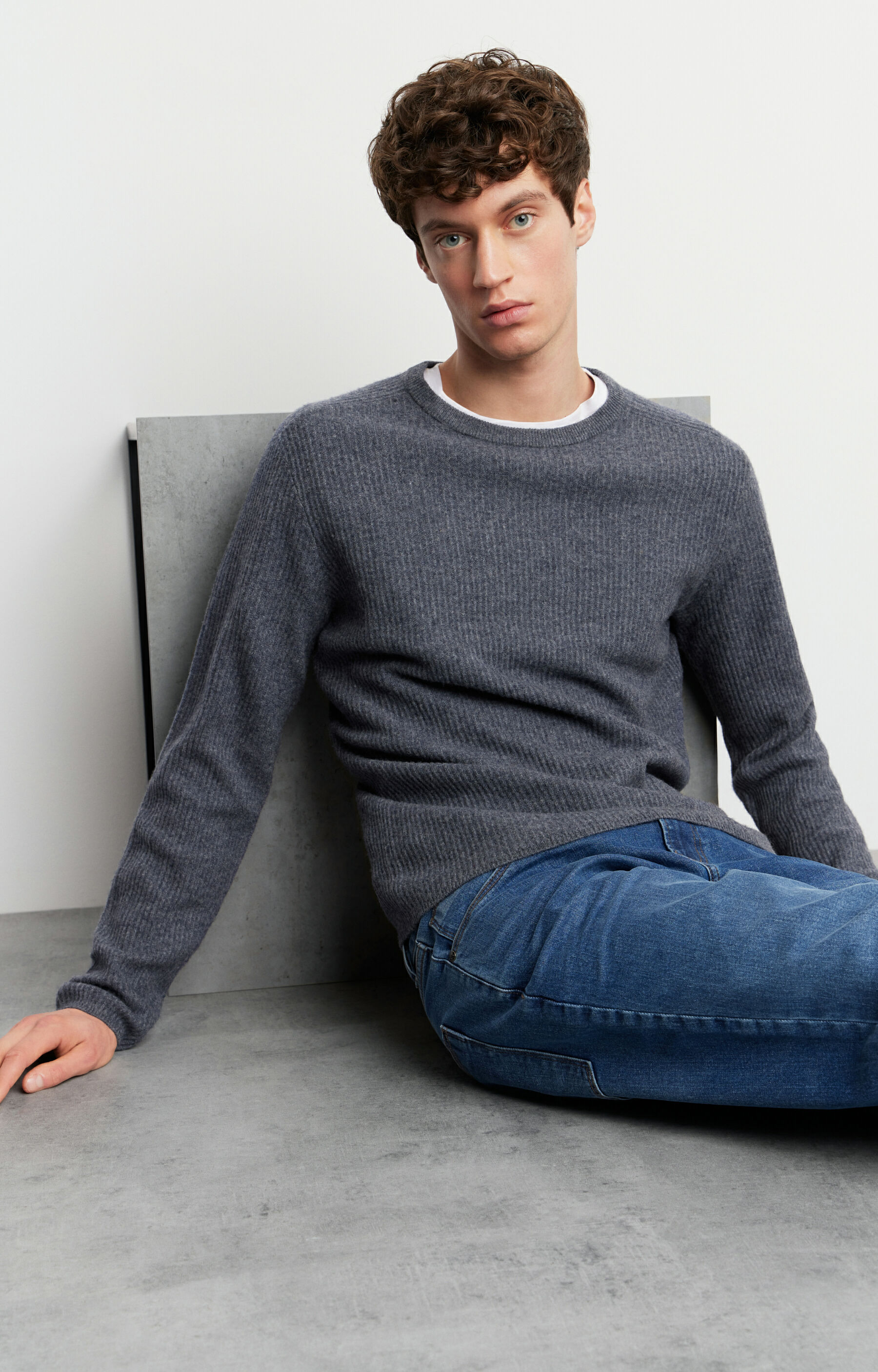 Wełniany sweter round-neck w prążek - 3