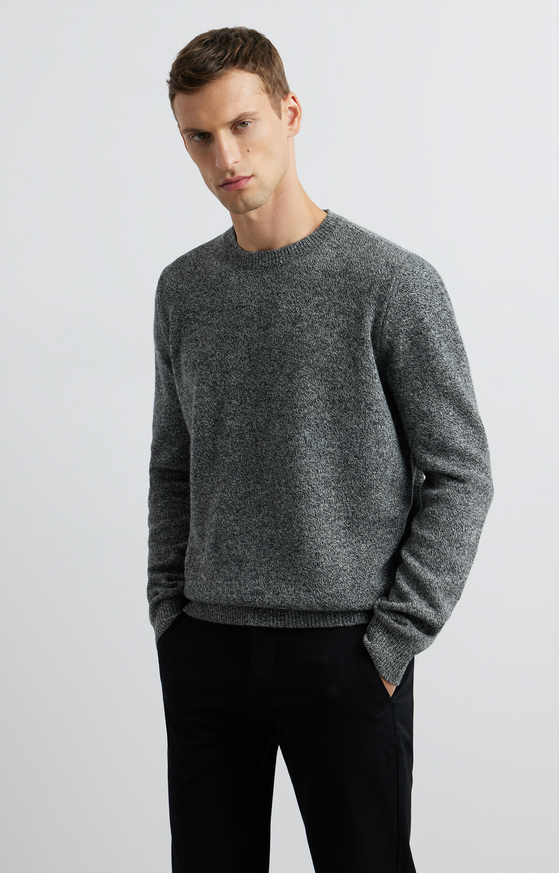 Sweter round neck