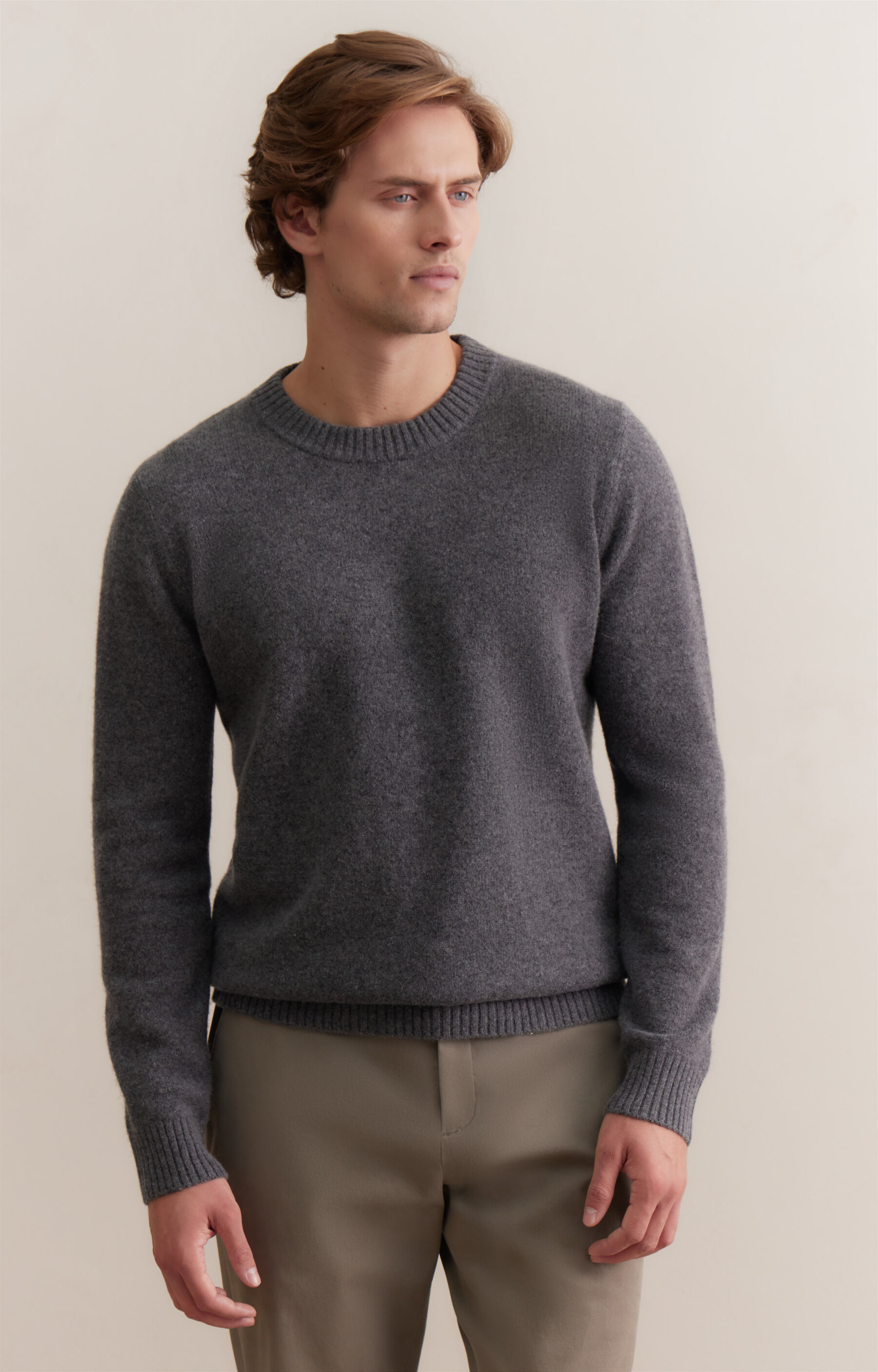 Sweter round neck