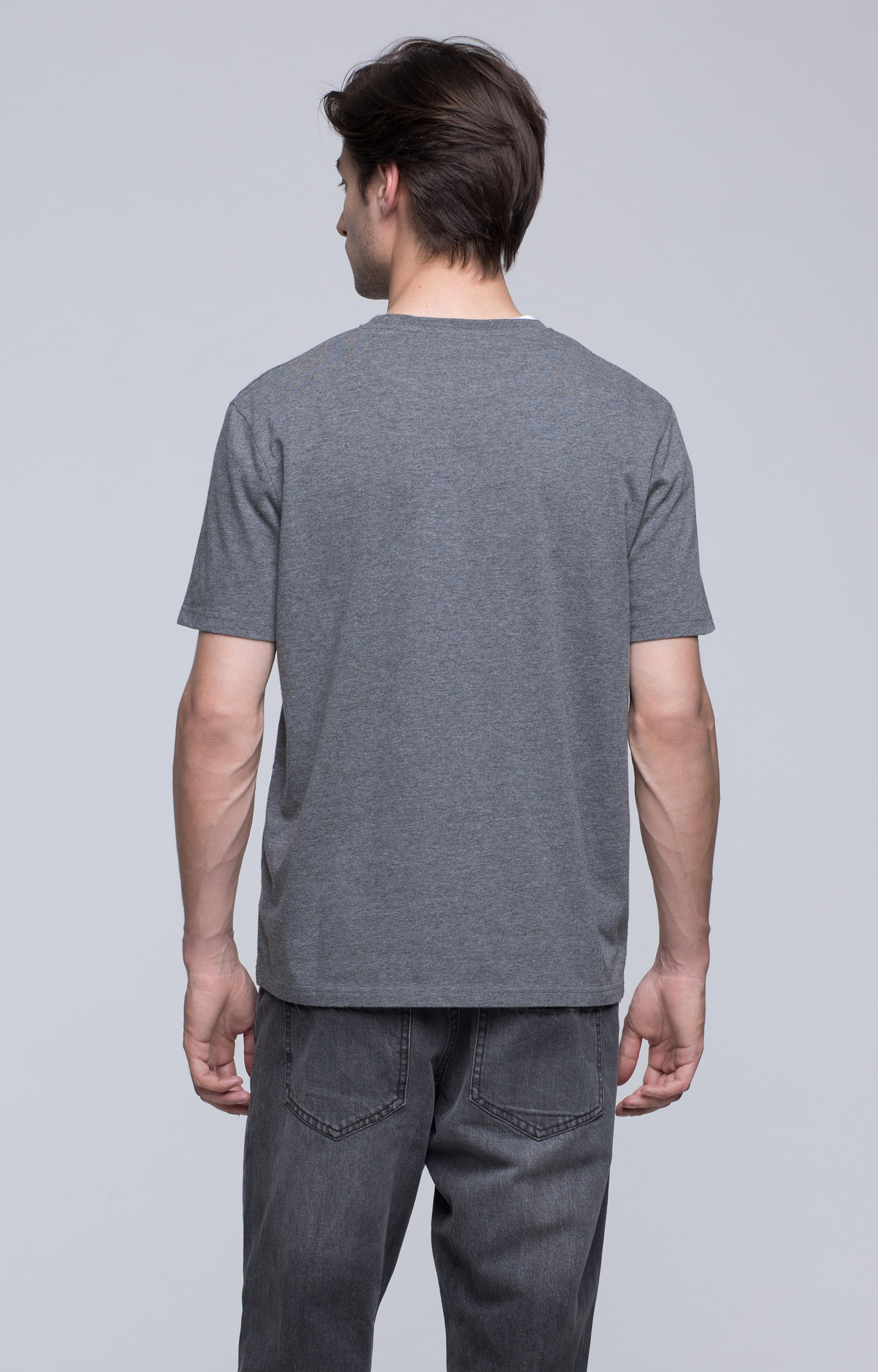 T-shirt z grafiką - 3