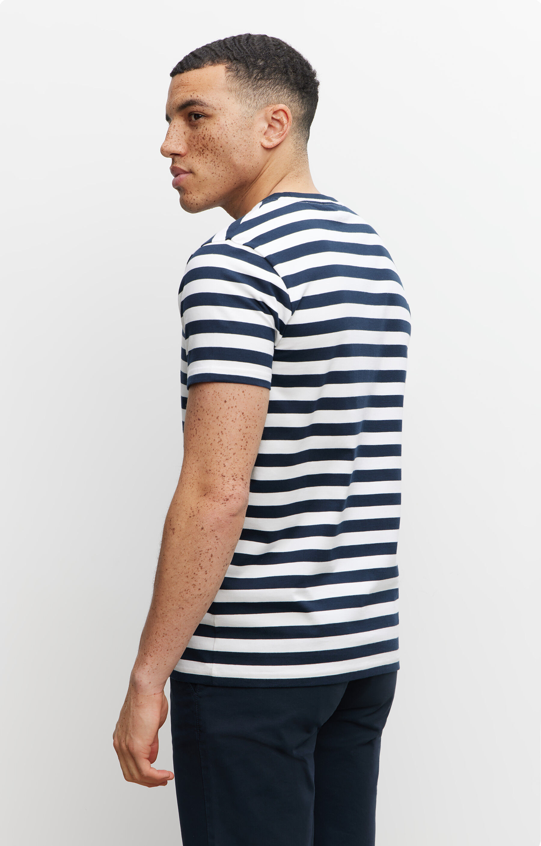 Bawełniany t-shirt w paski - 4
