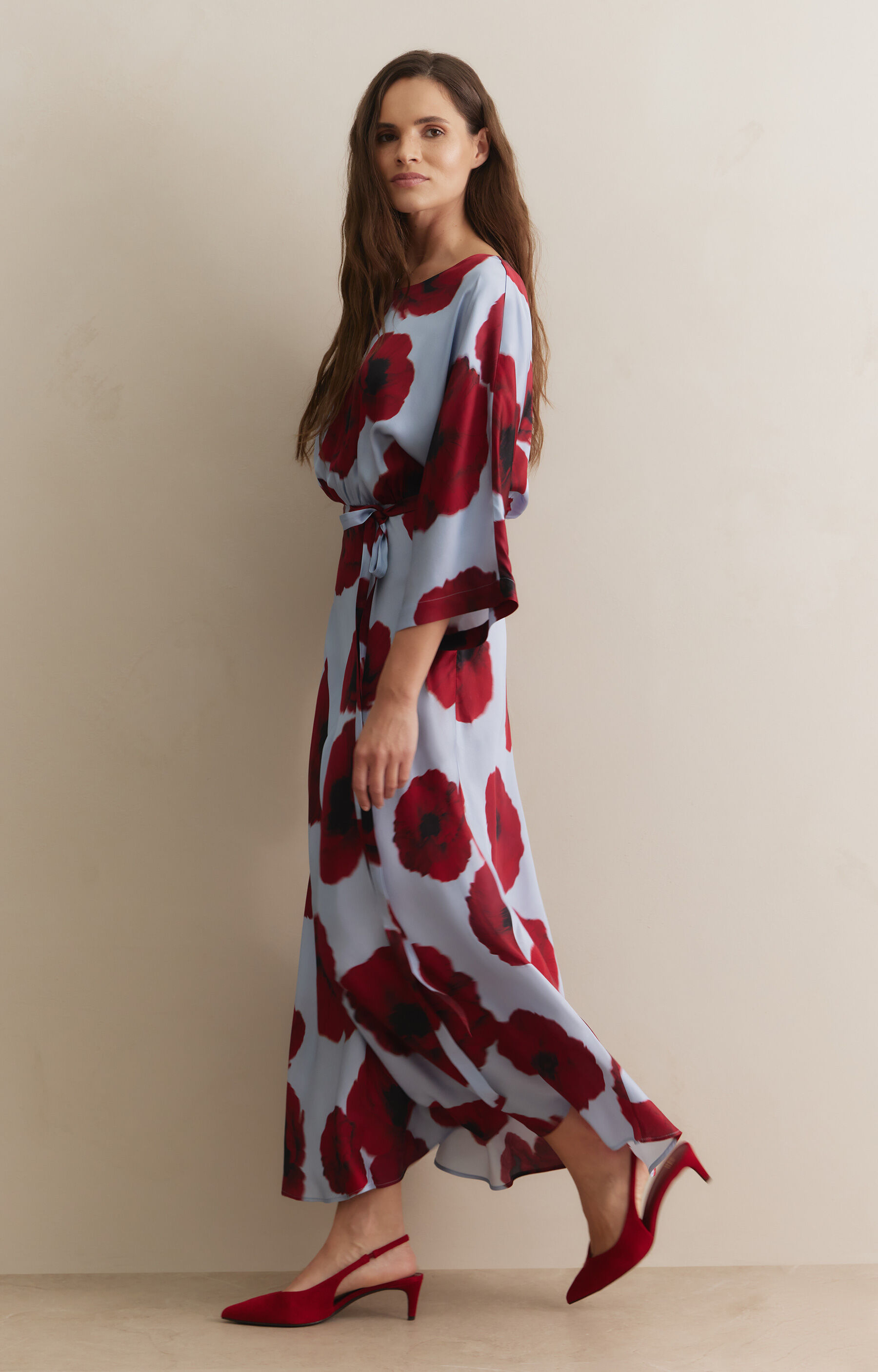Sukienka w kwiatowy print - 6
