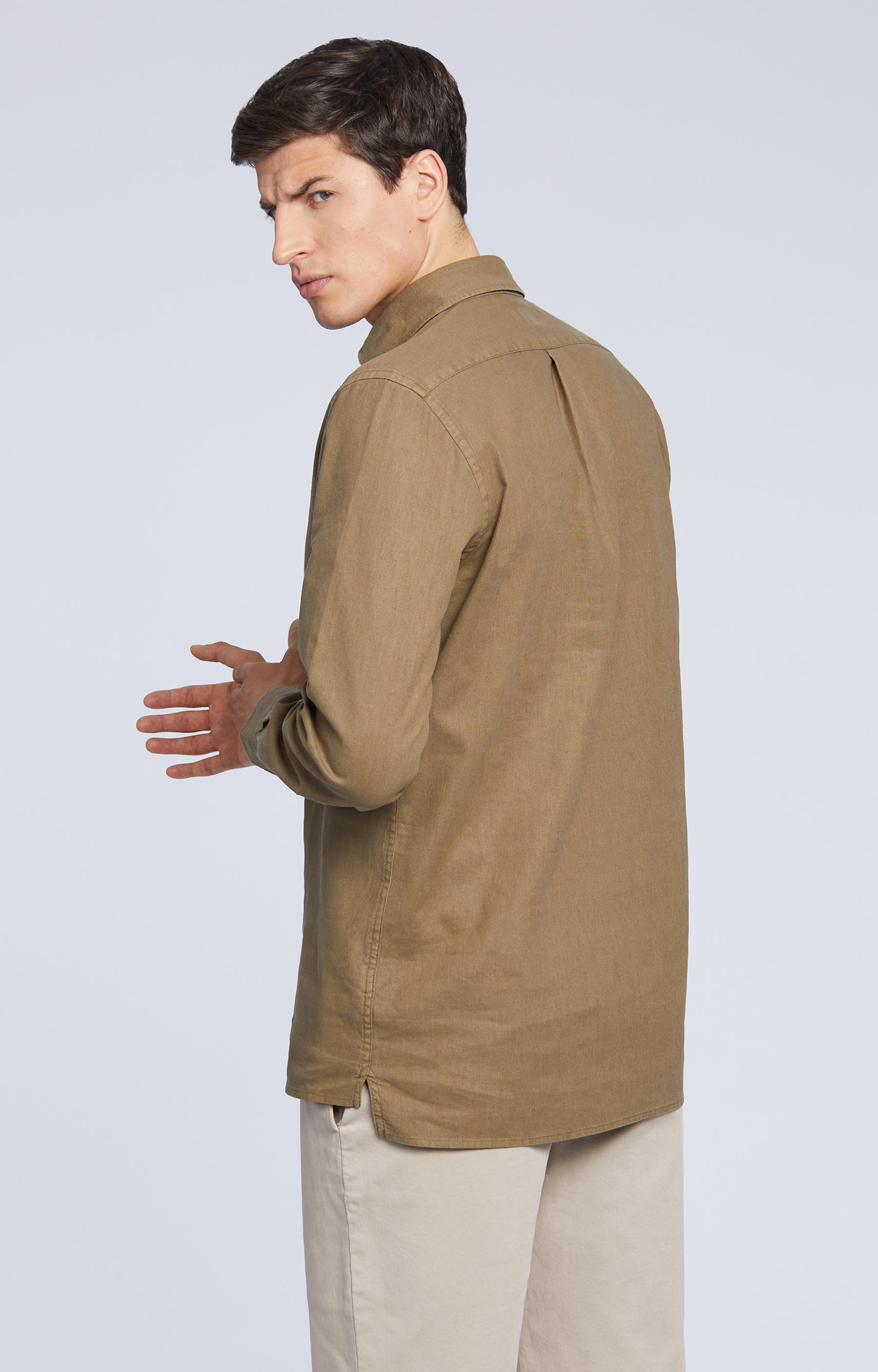 Luźna koszula zapinana na trzy guziki - 3