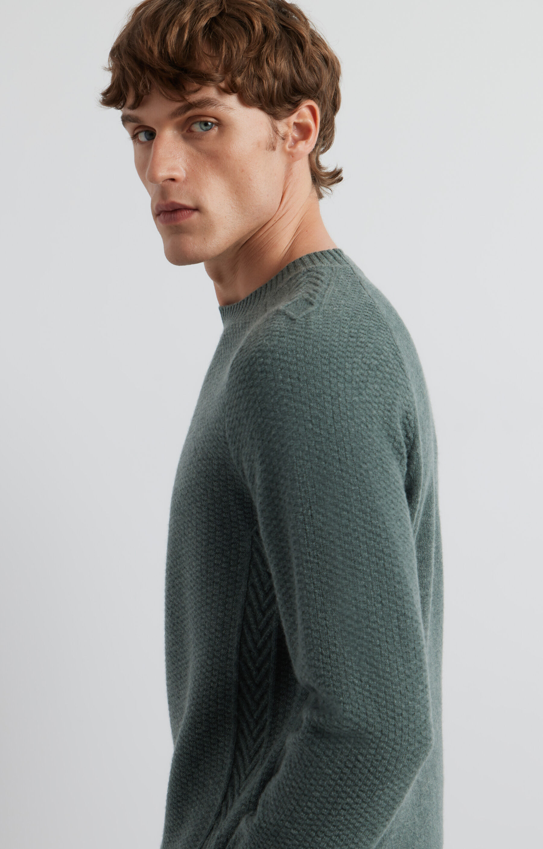 Sweter round neck w mikrowzór - 6
