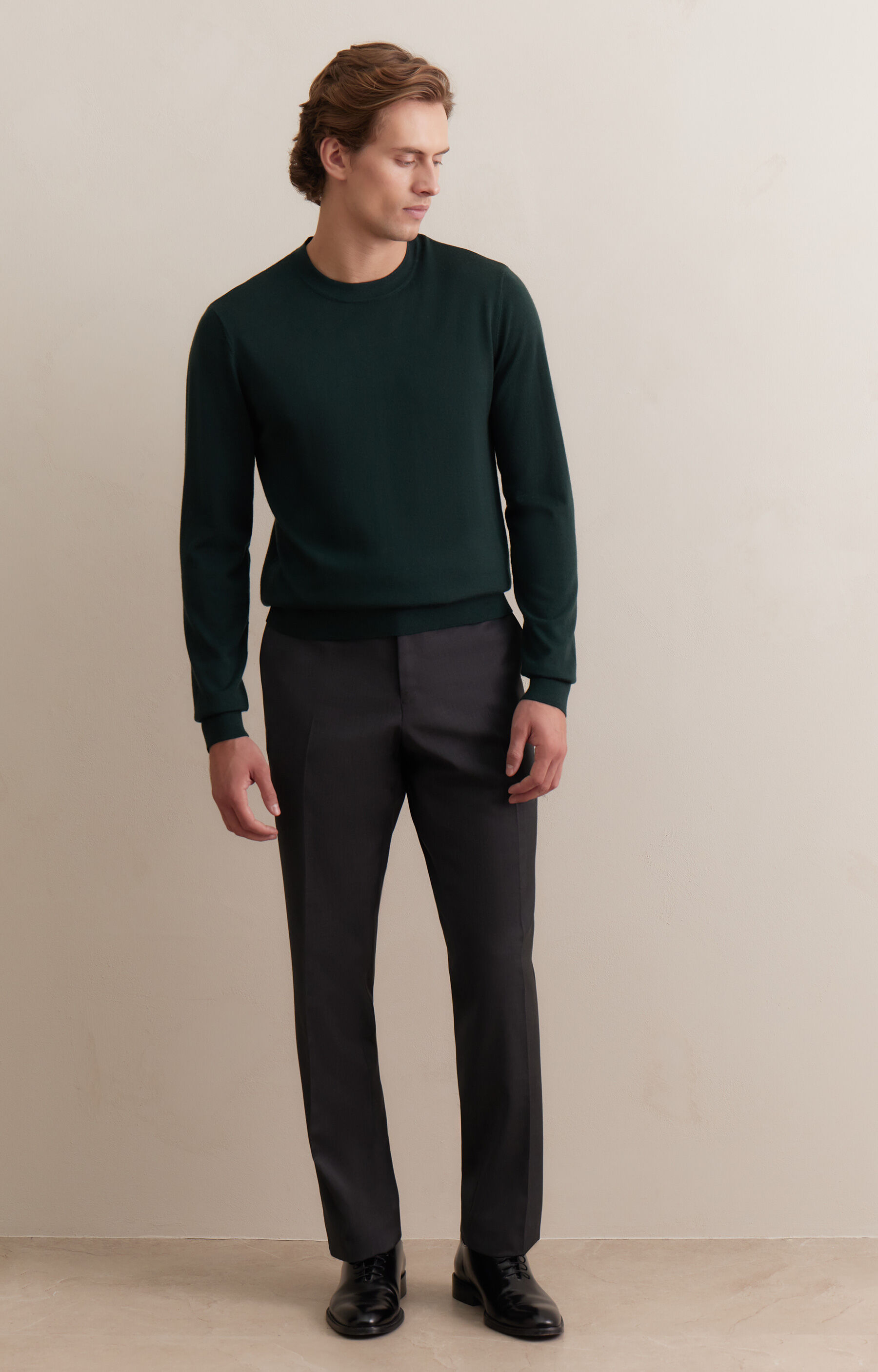 Gładki sweter round neck - 4