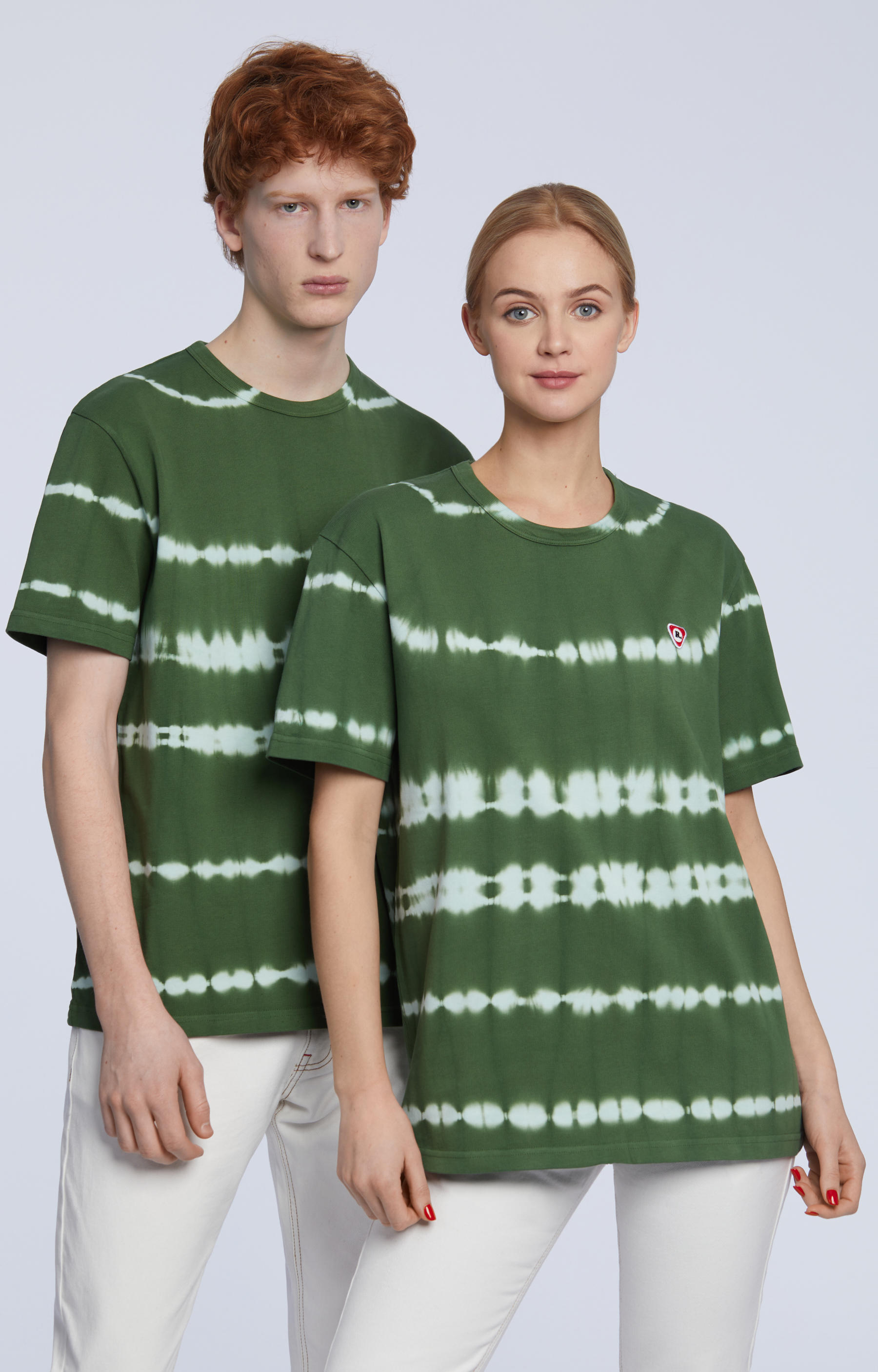 T-shirt farbowany ręcznie
