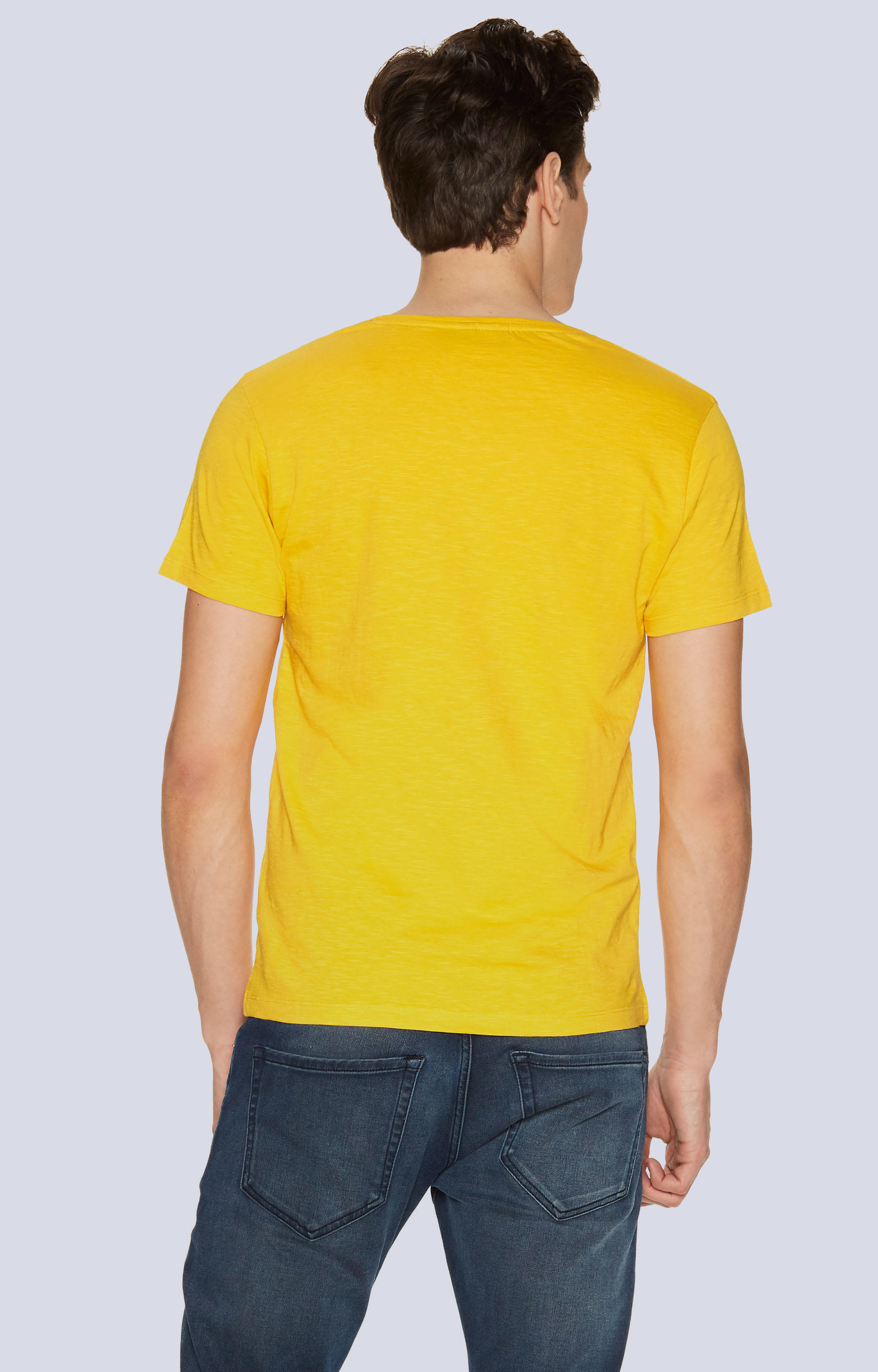T-shirt z grafiką - 2