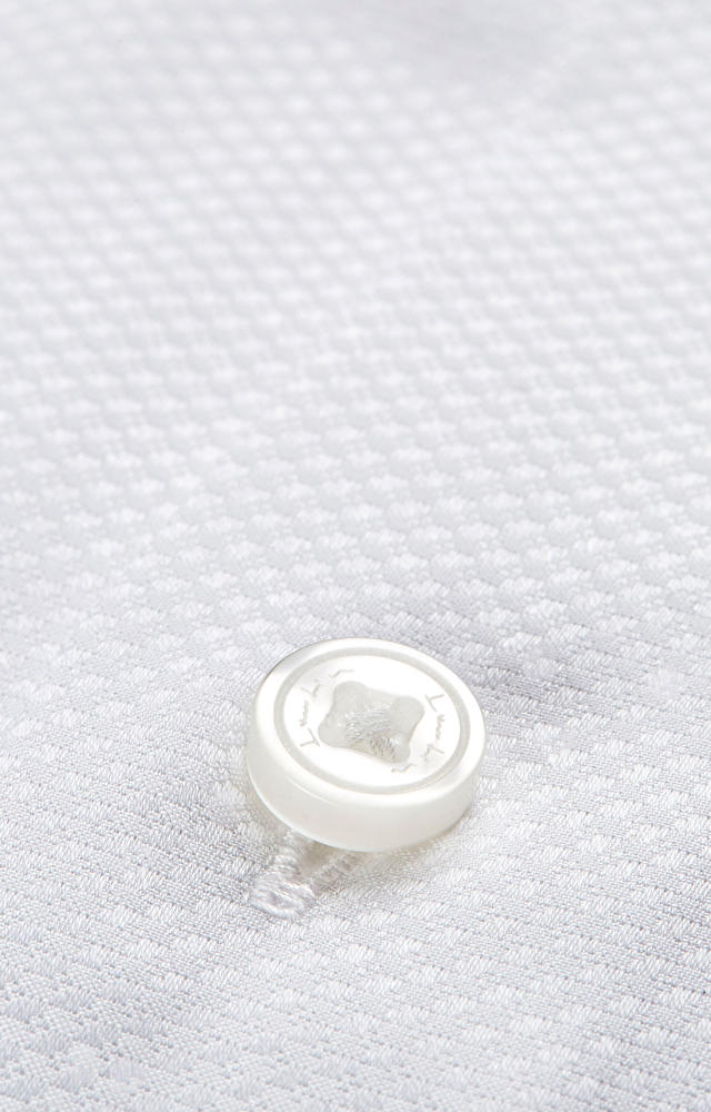 Elegancka koszula z delikatną strukturą i półwłoskim kołnierzem - 4